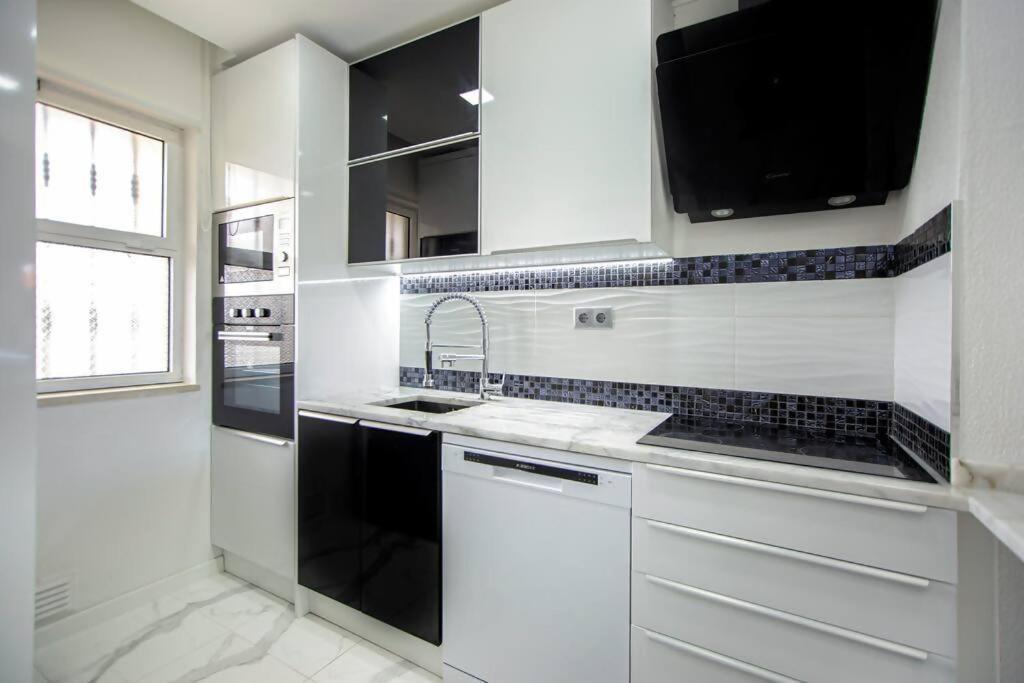 Apartamento Iva Moderno Com Piscina
