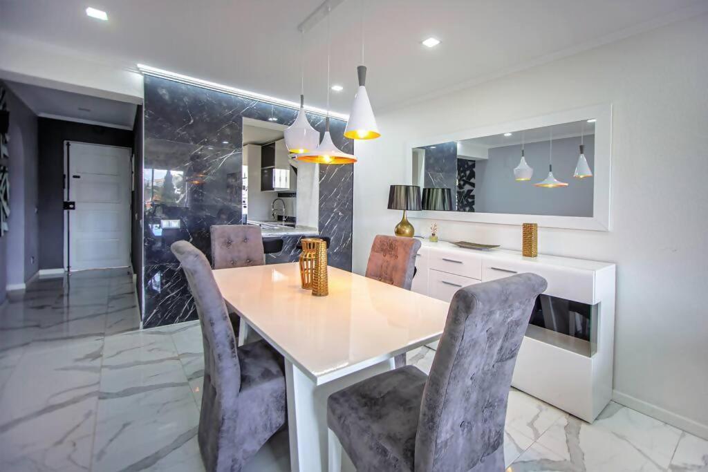 Apartamento Iva Moderno Com Piscina Apartment *