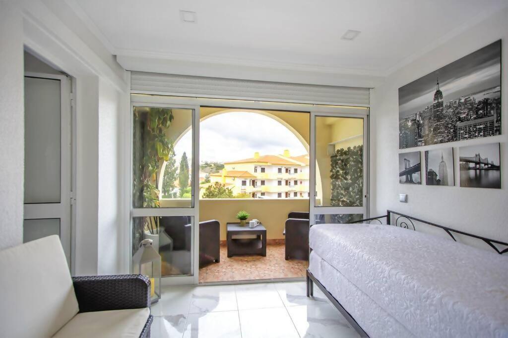 Apartamento Iva Moderno Com Piscina Apartment Albufeira