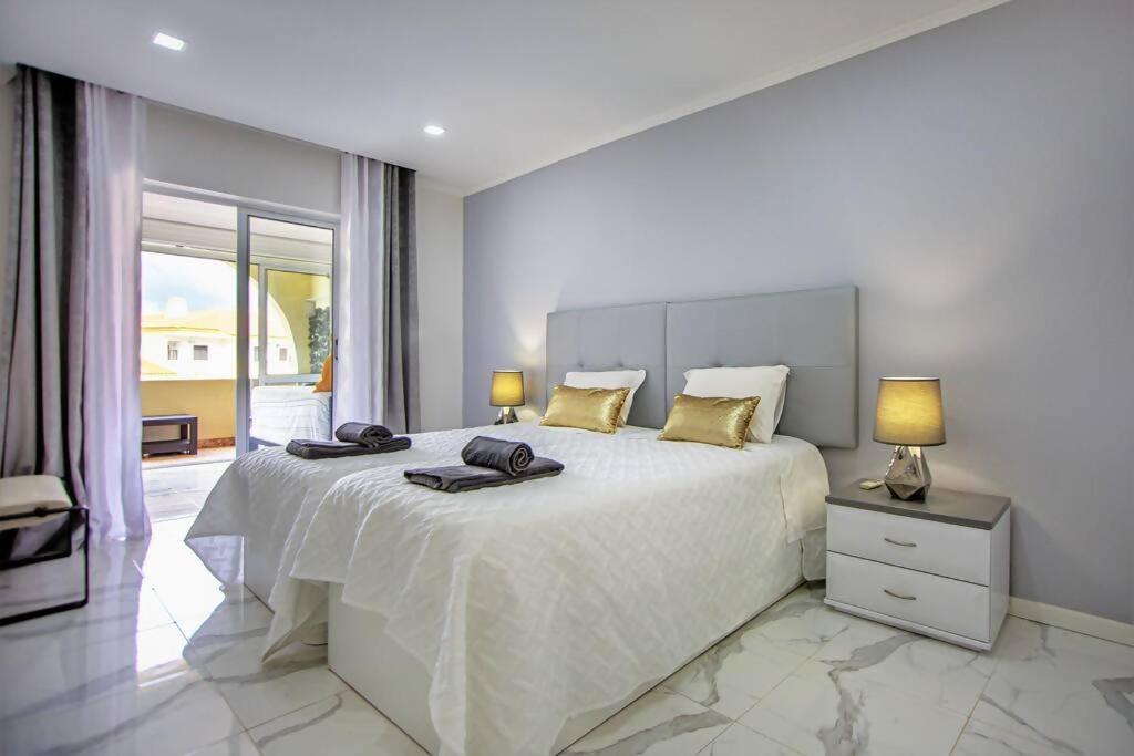 Apartamento Iva Moderno Com Piscina