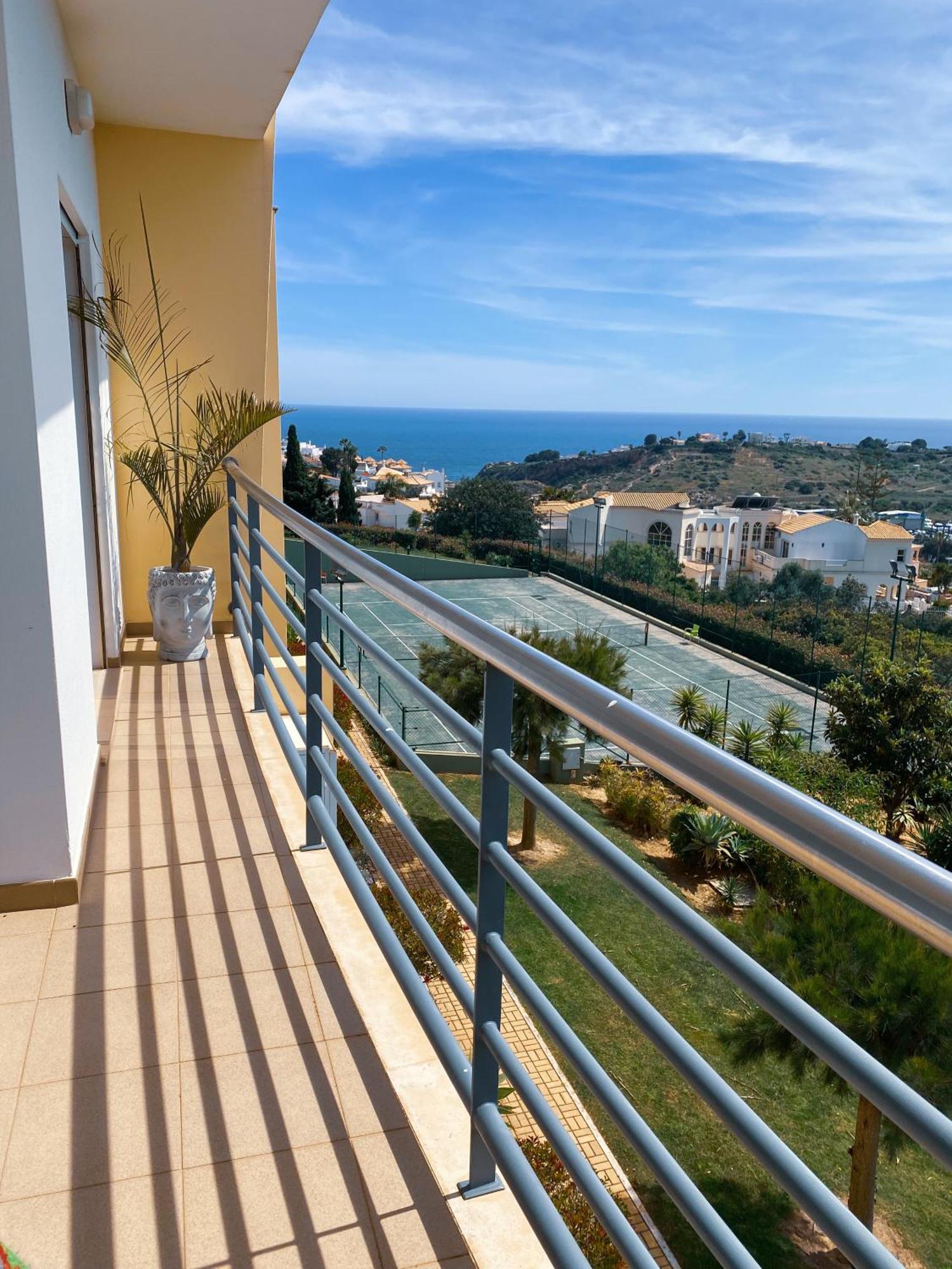Encosta Ocean View Apartment *