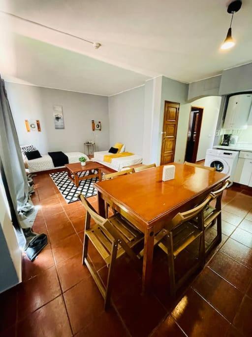 Apartamento T2, Da Oura *