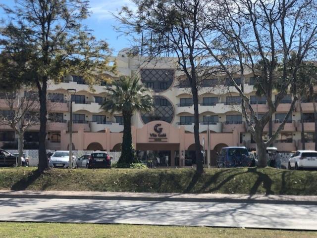Hotel Semanas 30 E 24 Gale Cerro Alagoa