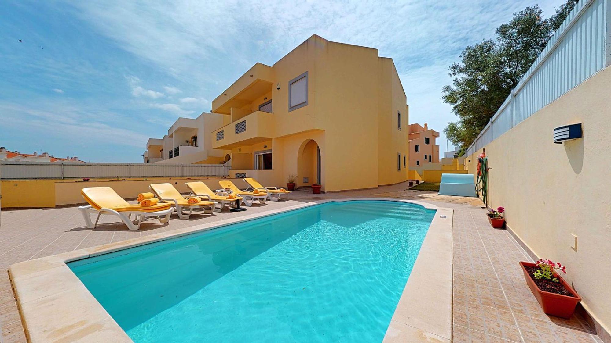 Villa Vivenda V3 Encantadora Em *