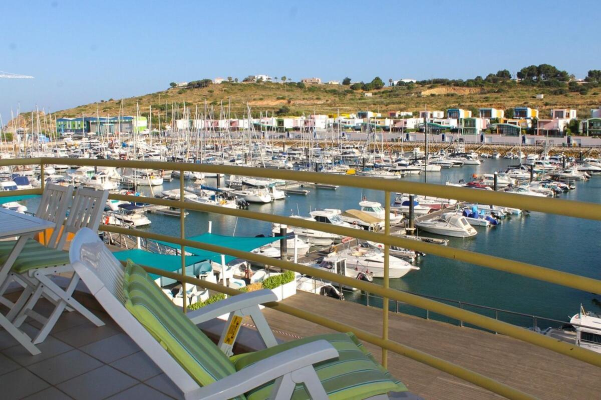 Costa De Ouro T2-marina De Apartment *