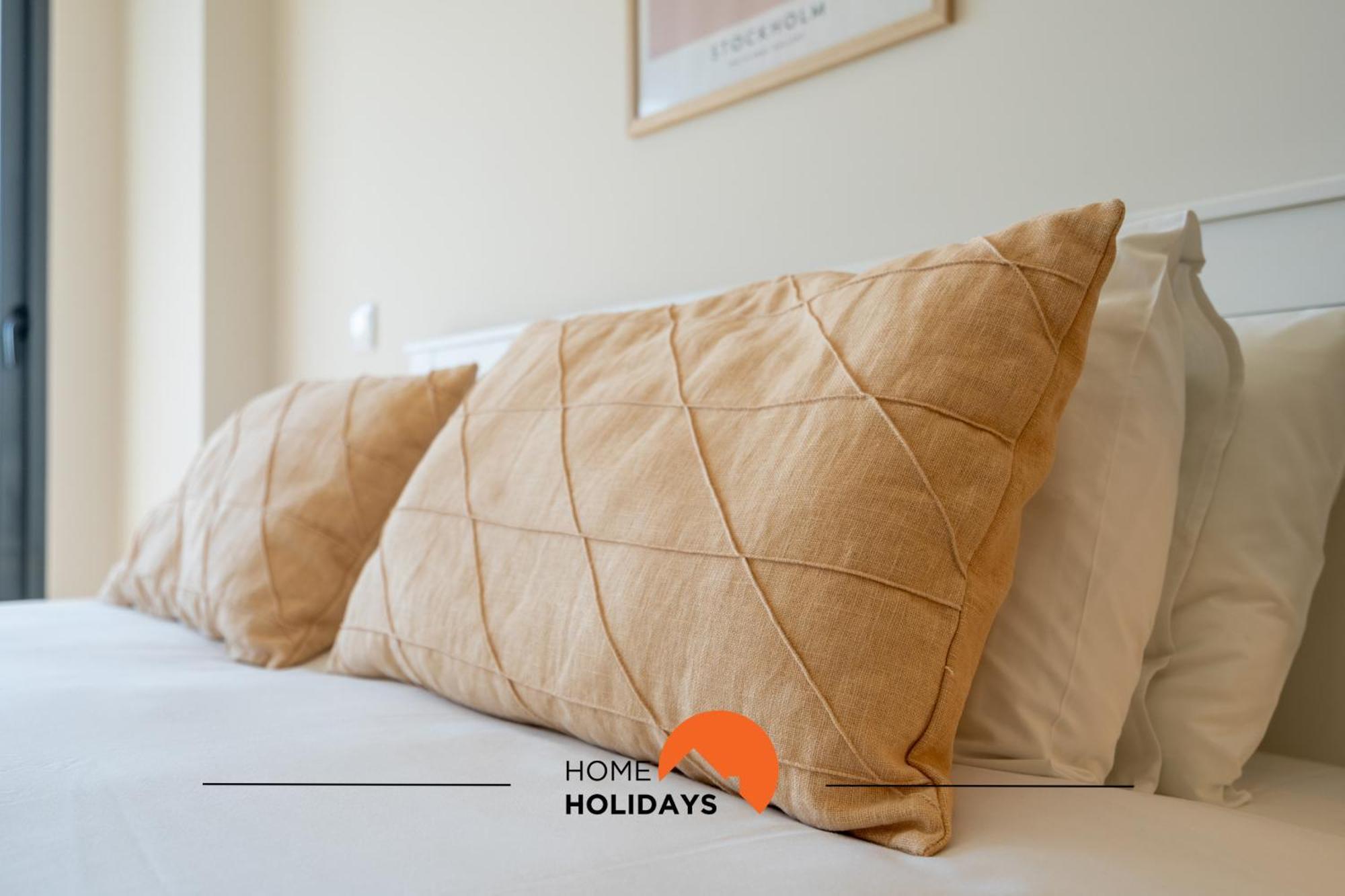 #233 Fox Trail By Holidays