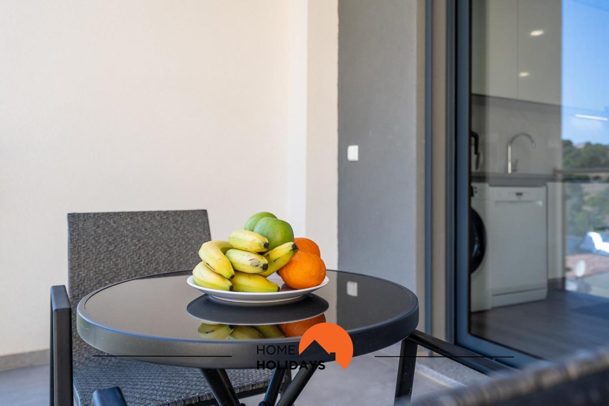 #234 Serenity Refuge W Balcony And Pool Apartment