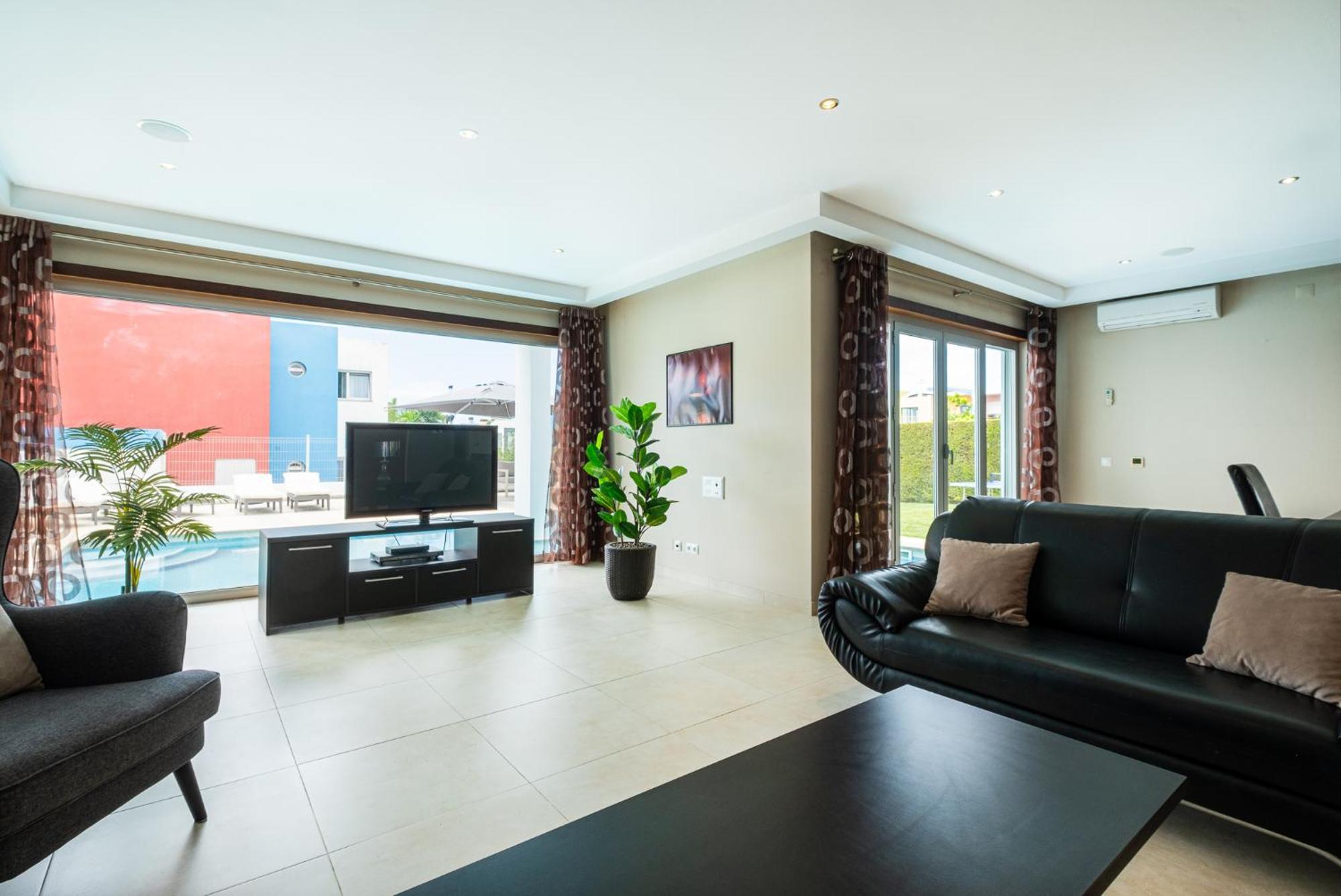 Capetown Marina Luxury - Private Pool Villa *
