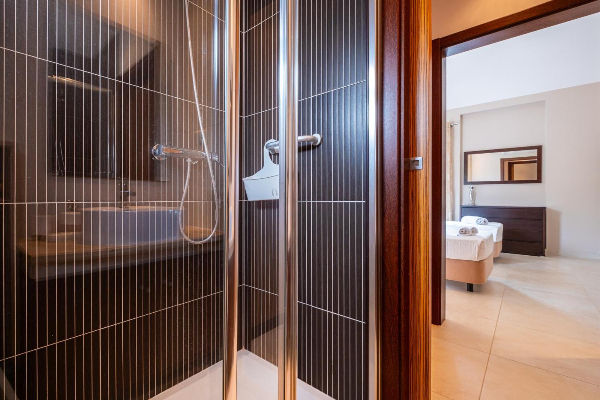 Villa Capetown Marina Luxury - Private Pool