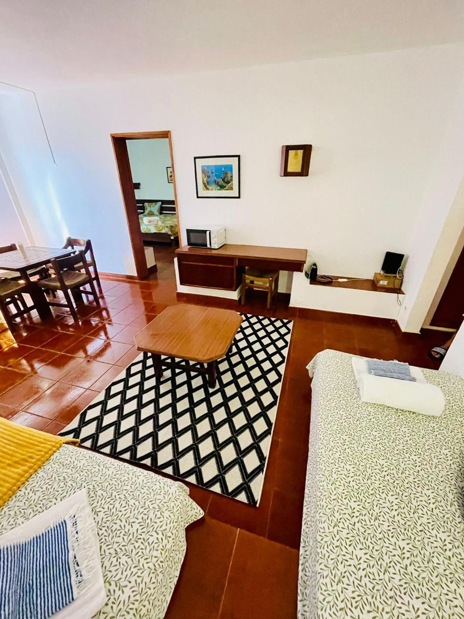 Apartment T1, Da Oura *