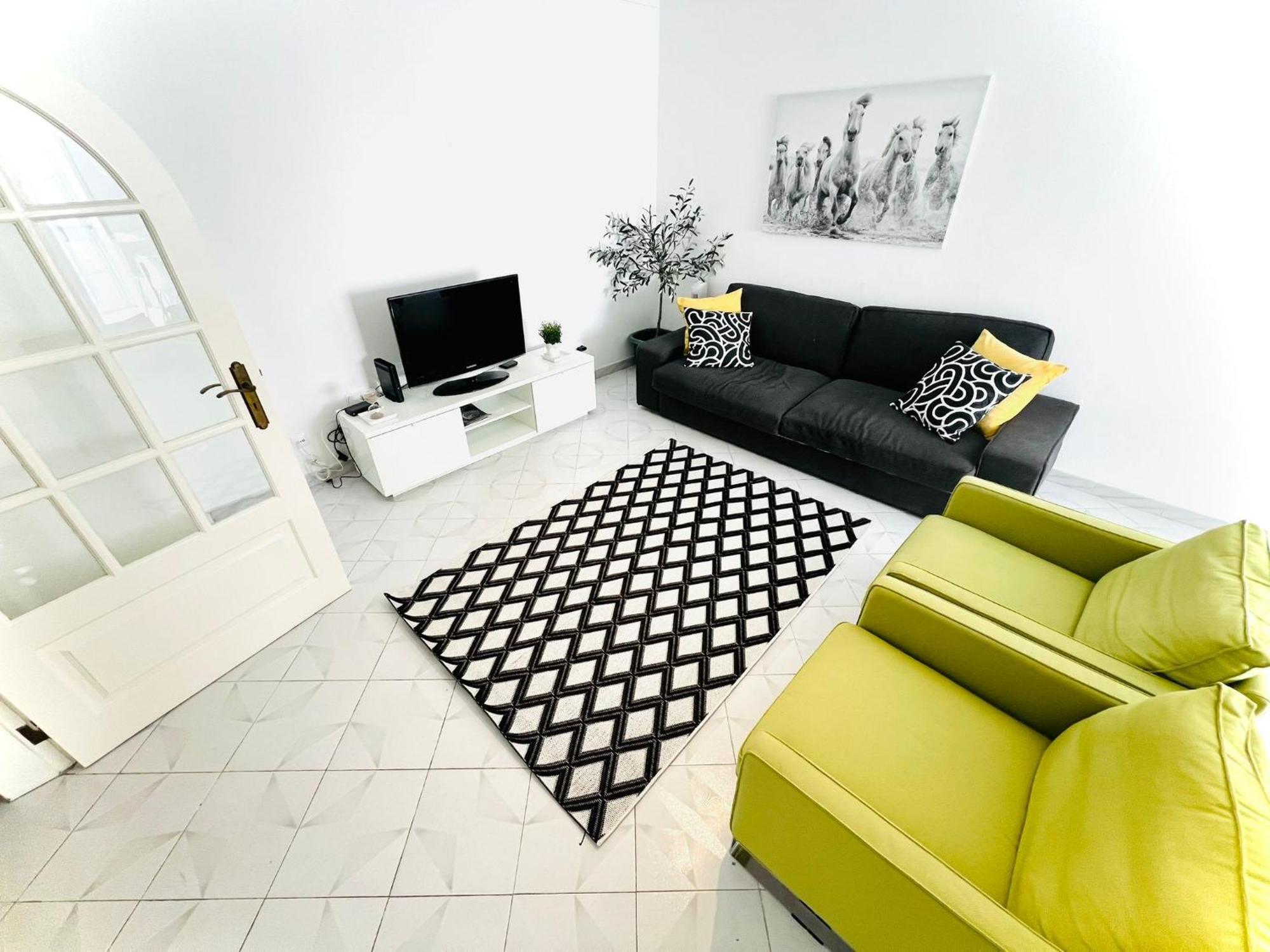 5 Estrelas Da Oura Apartment *
