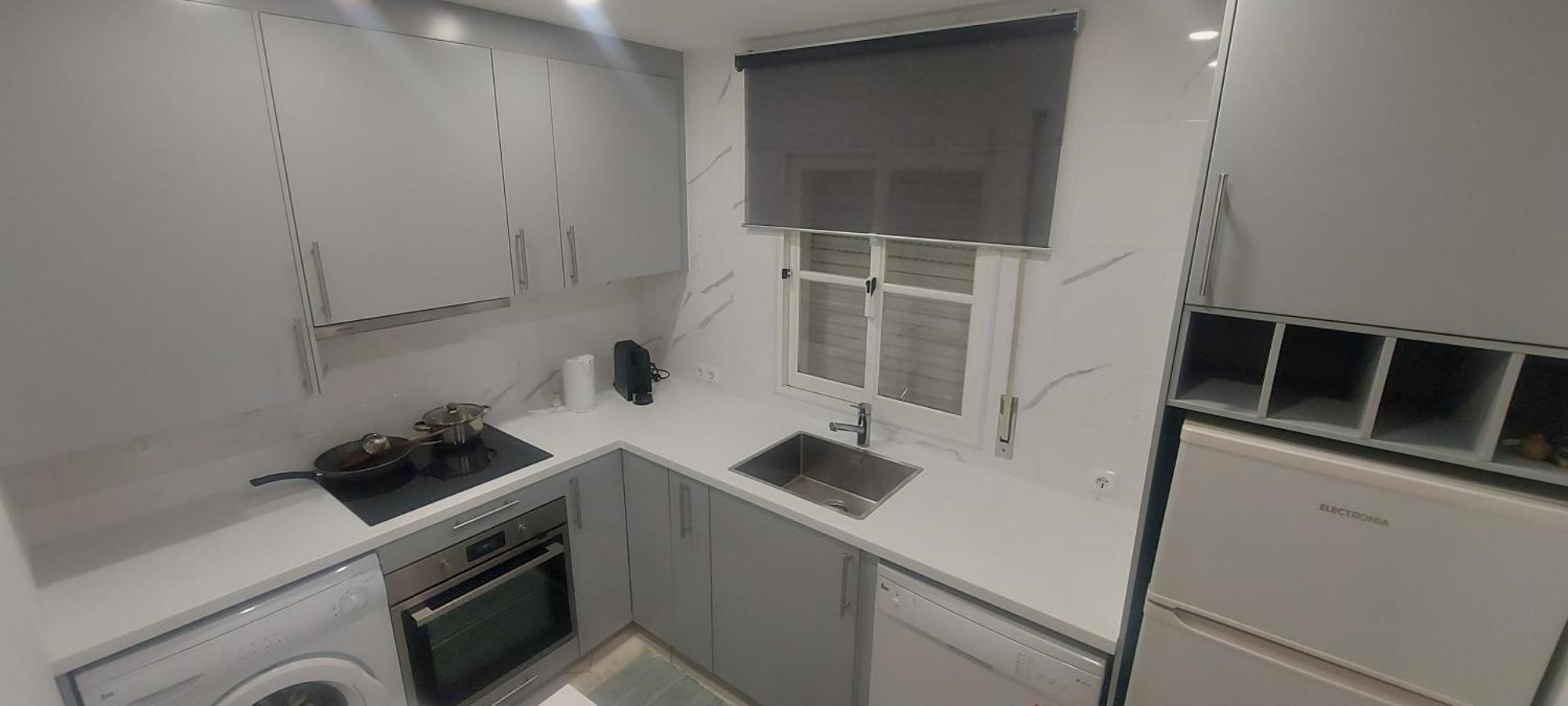 Gold Strip Oasis - New Town Apartment Albufeira