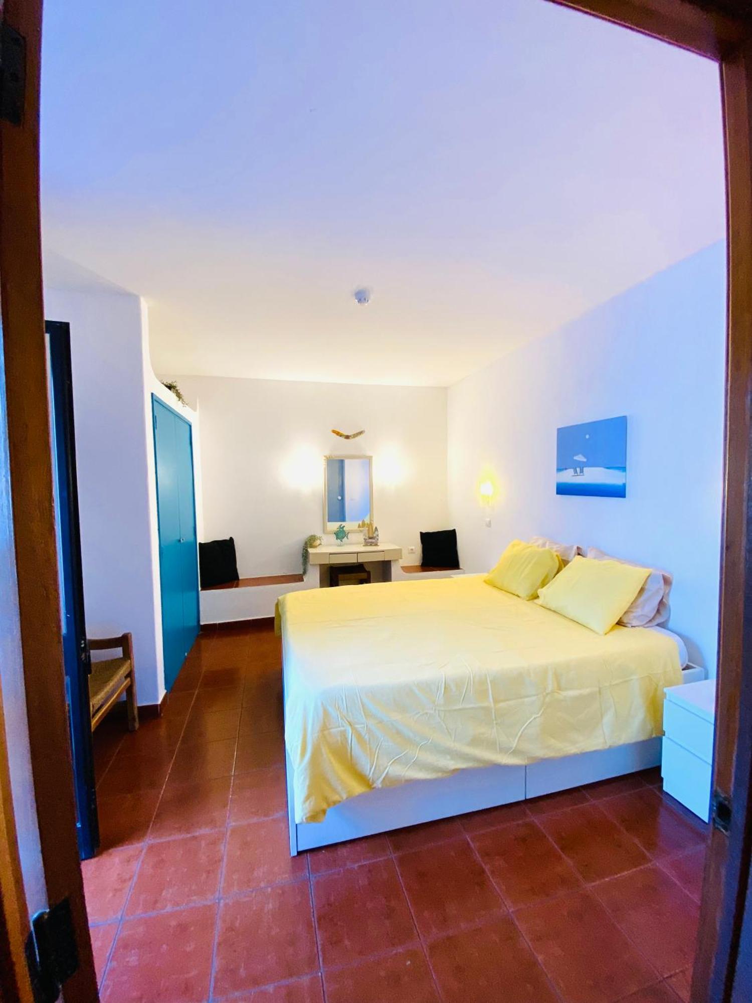 Casa Da Oura *