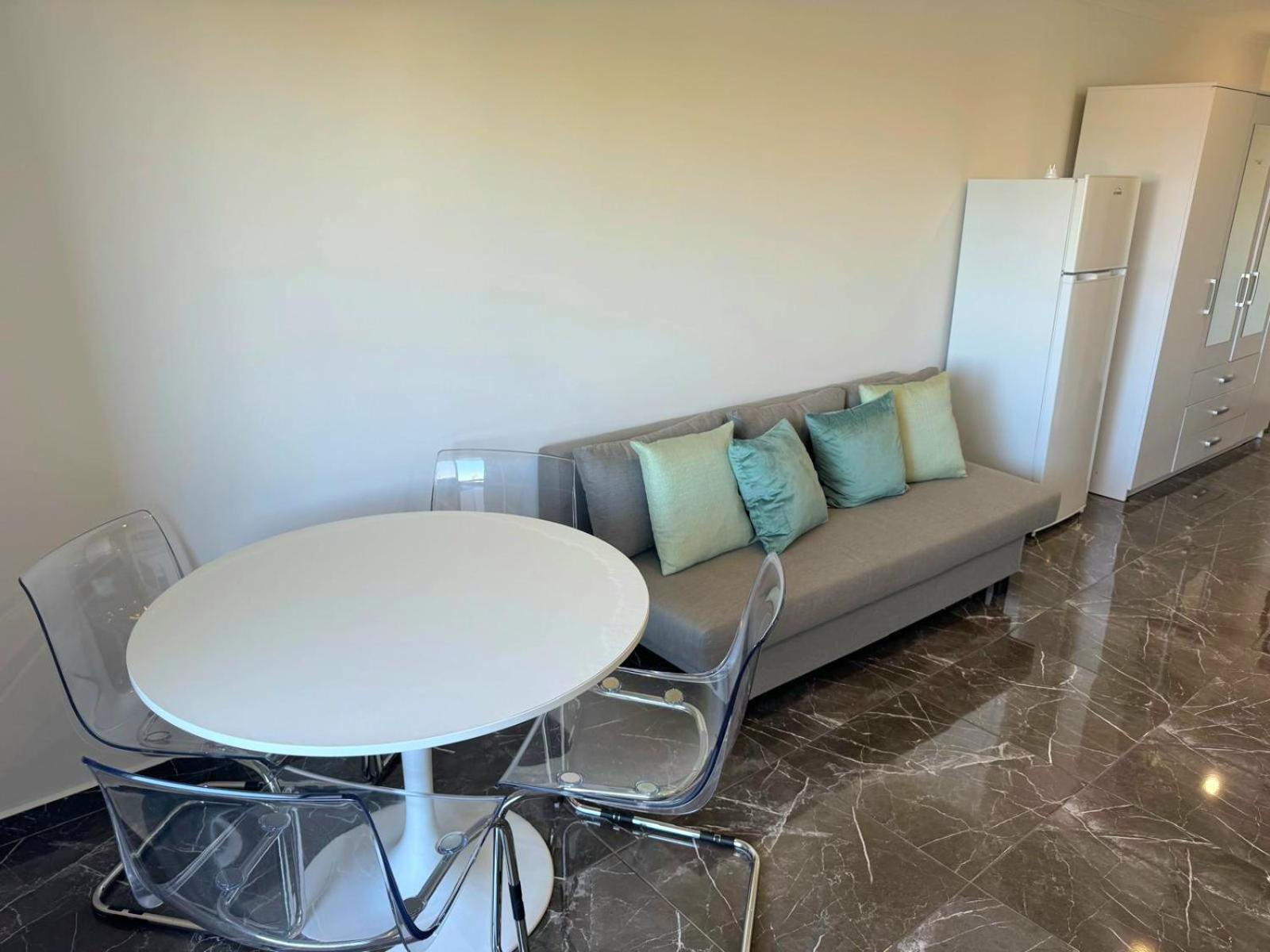 Vilanova, T0 - Modern Flat At Oura On The Strip With Balcony With View To The Pool, Pool Access, Lift And Air Conditioning Appartement Albufeira