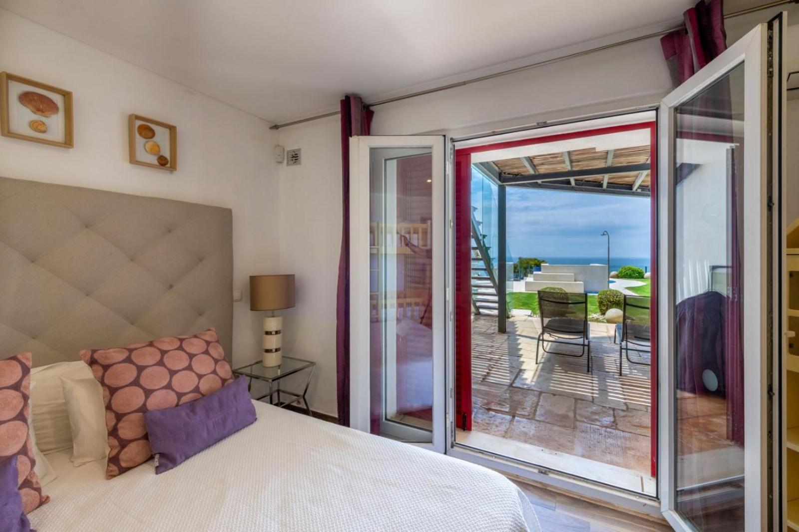 Luxurious Beachfront De La With Private Acces Villa Albufeira