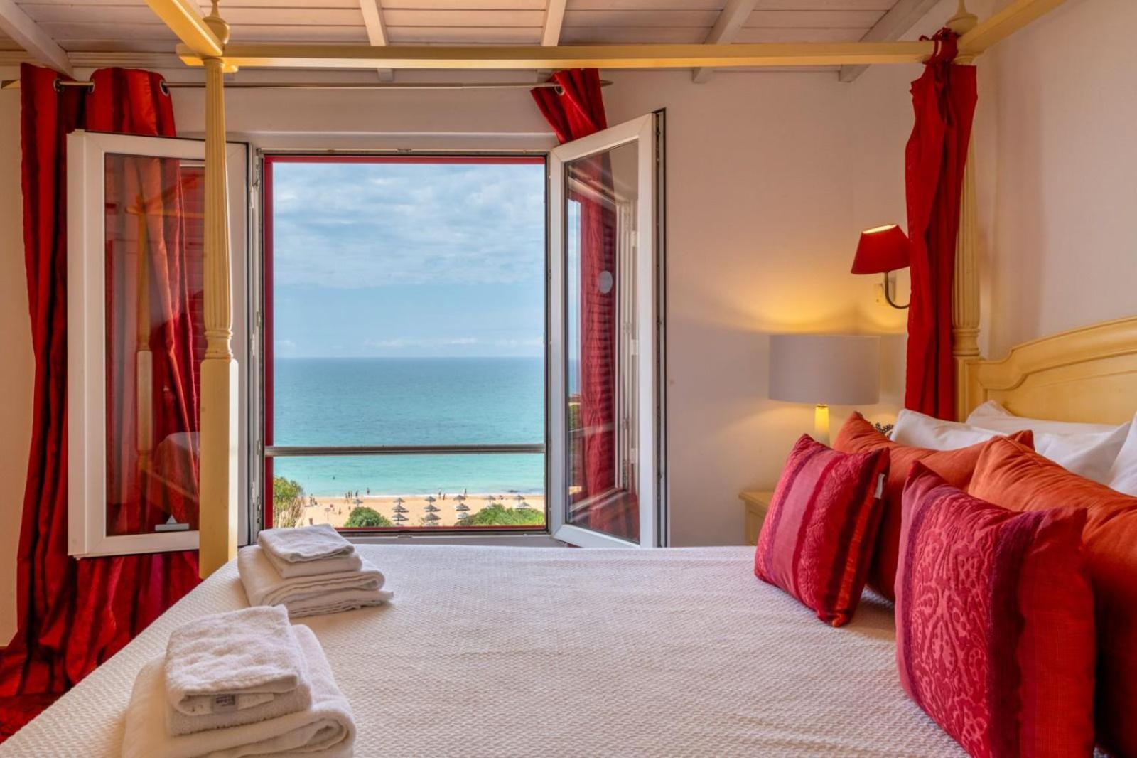 Luxurious Beachfront De La With Private Acces Villa Albufeira