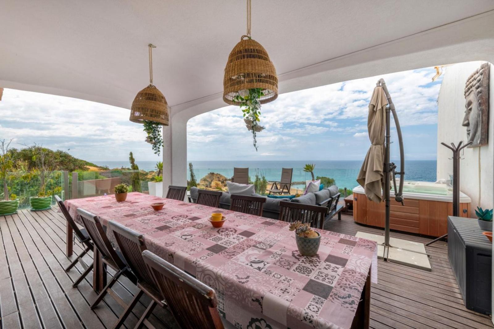 Villa Luxurious Beachfront De La With Private Acces
