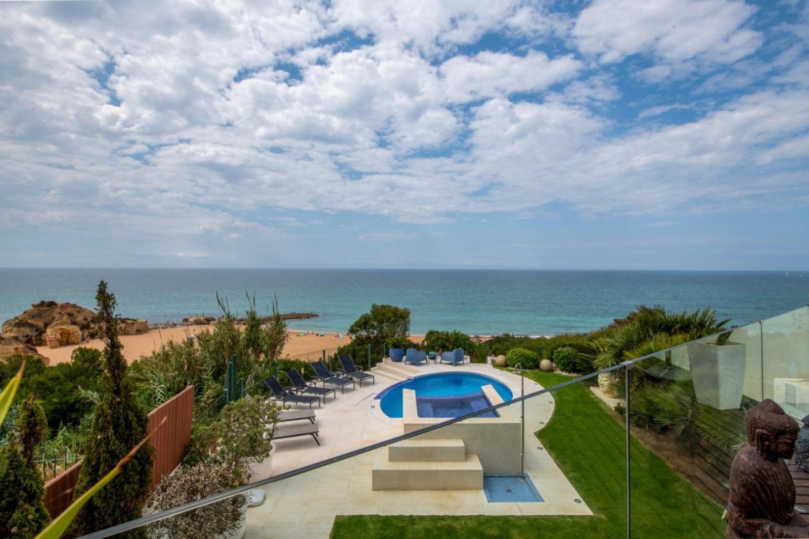 Luxurious Beachfront De La With Private Acces Villa Albufeira