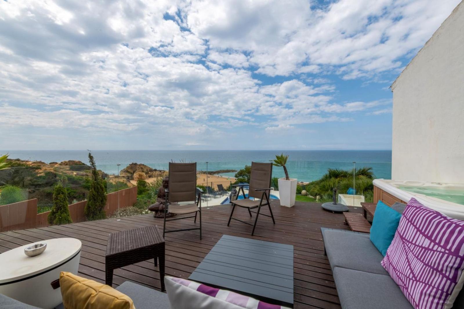 Villa Luxurious Beachfront De La With Private Acces *
