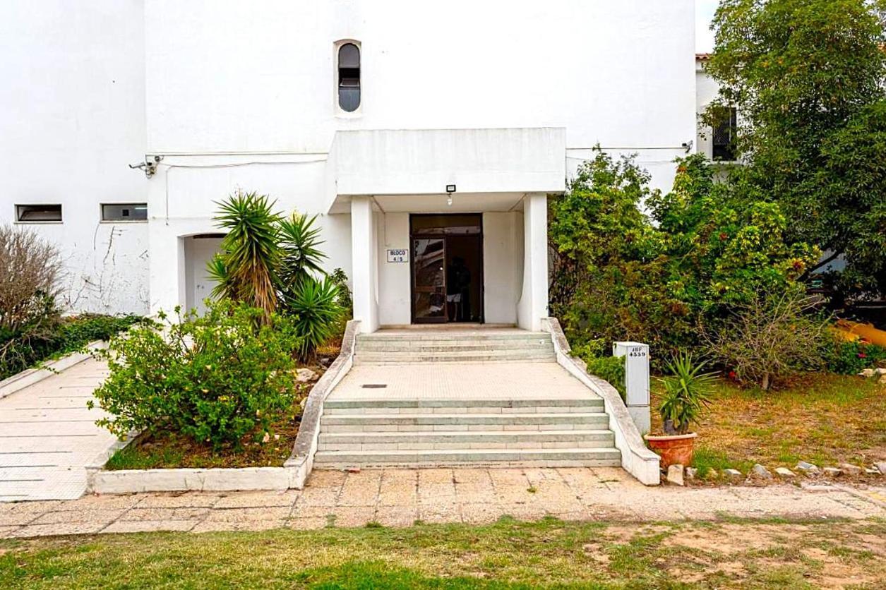Vilanova, T0 - Modern Flat At Oura On The Strip With Balcony With View To The Pool, Pool Access, Lift And Air Conditioning Appartement Albufeira