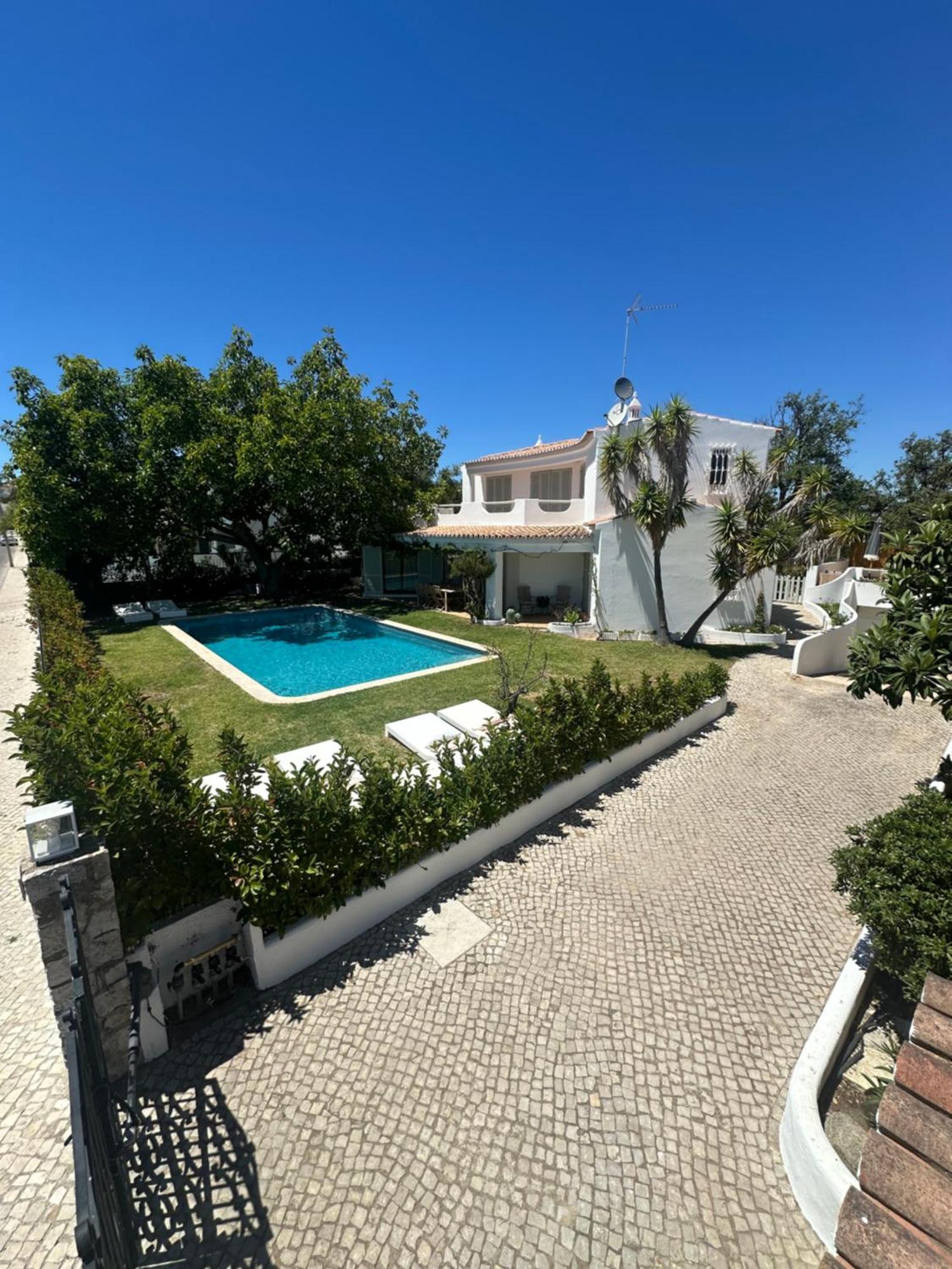Buganvilla Villa Albufeira