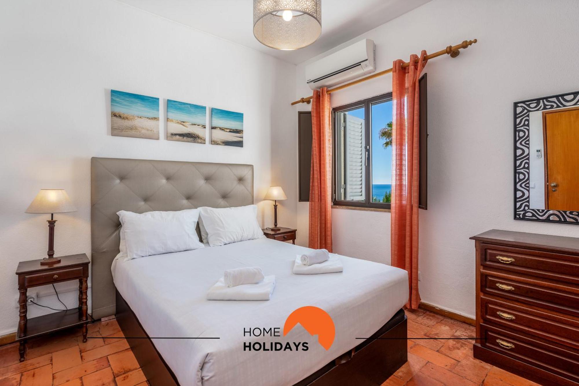 #232 Girasol 33 By Holidays *