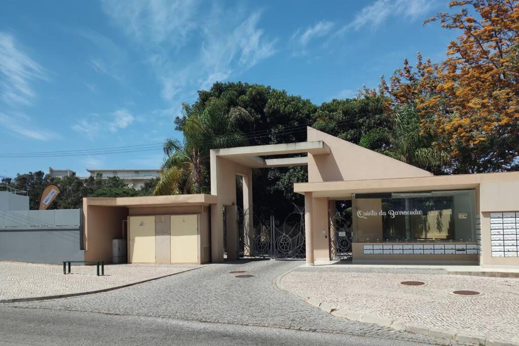 Apartment Front Luxury T1 Pools Garage Tennis