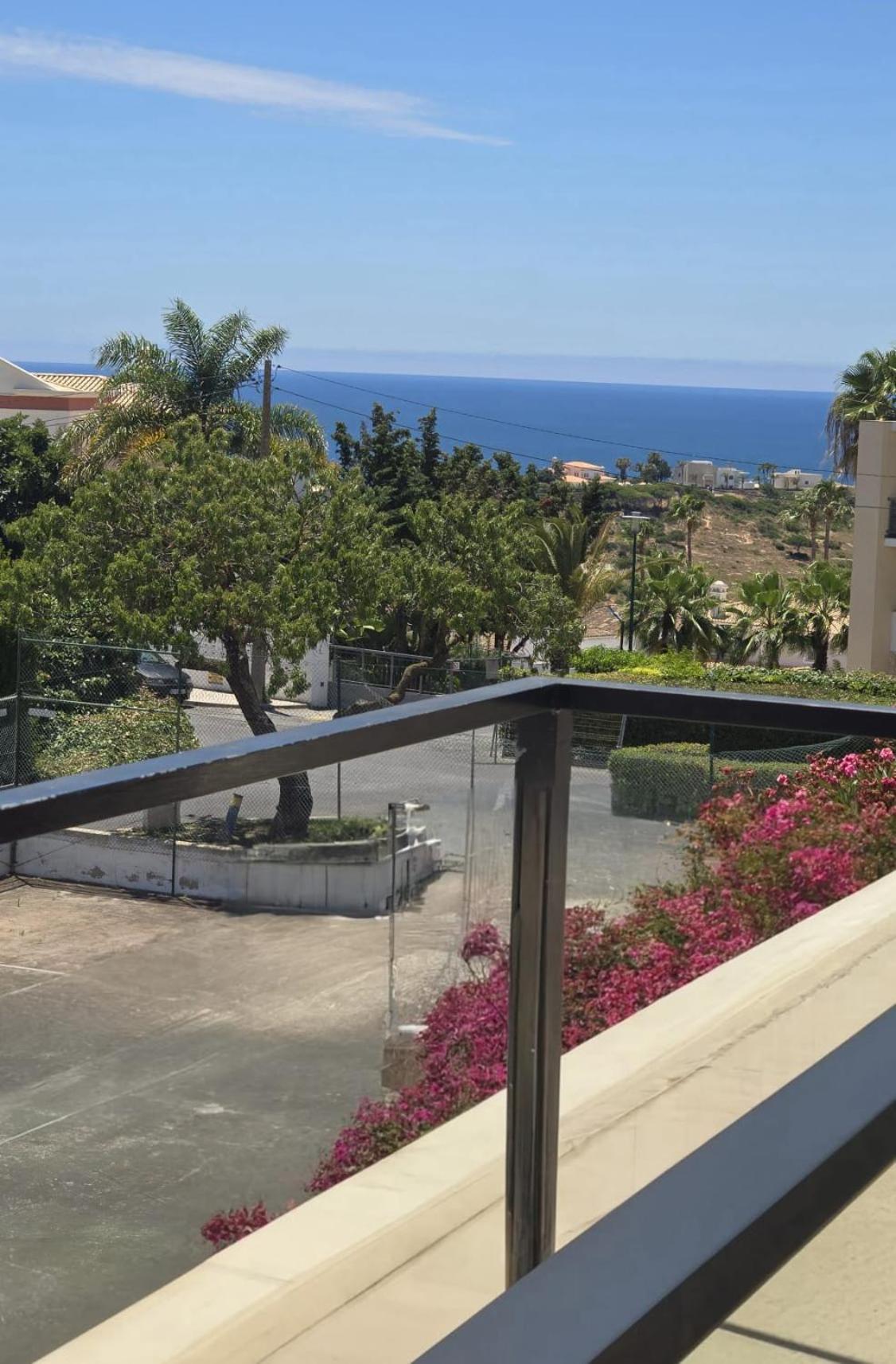 White T1 - Ocean View Apartment Albufeira