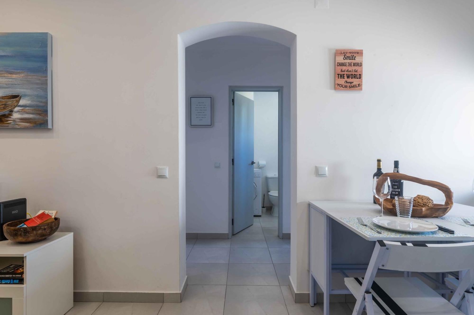 White T1 - Ocean View Apartment Albufeira