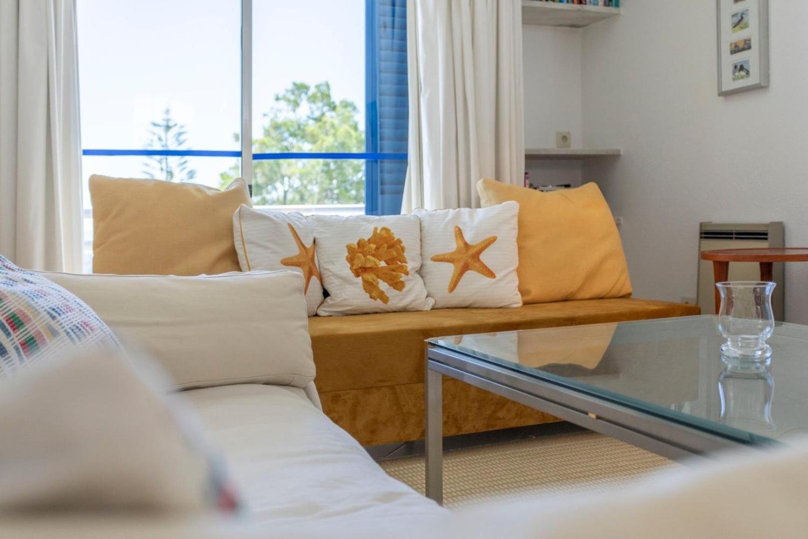 Tac - Windmill Oceanfront