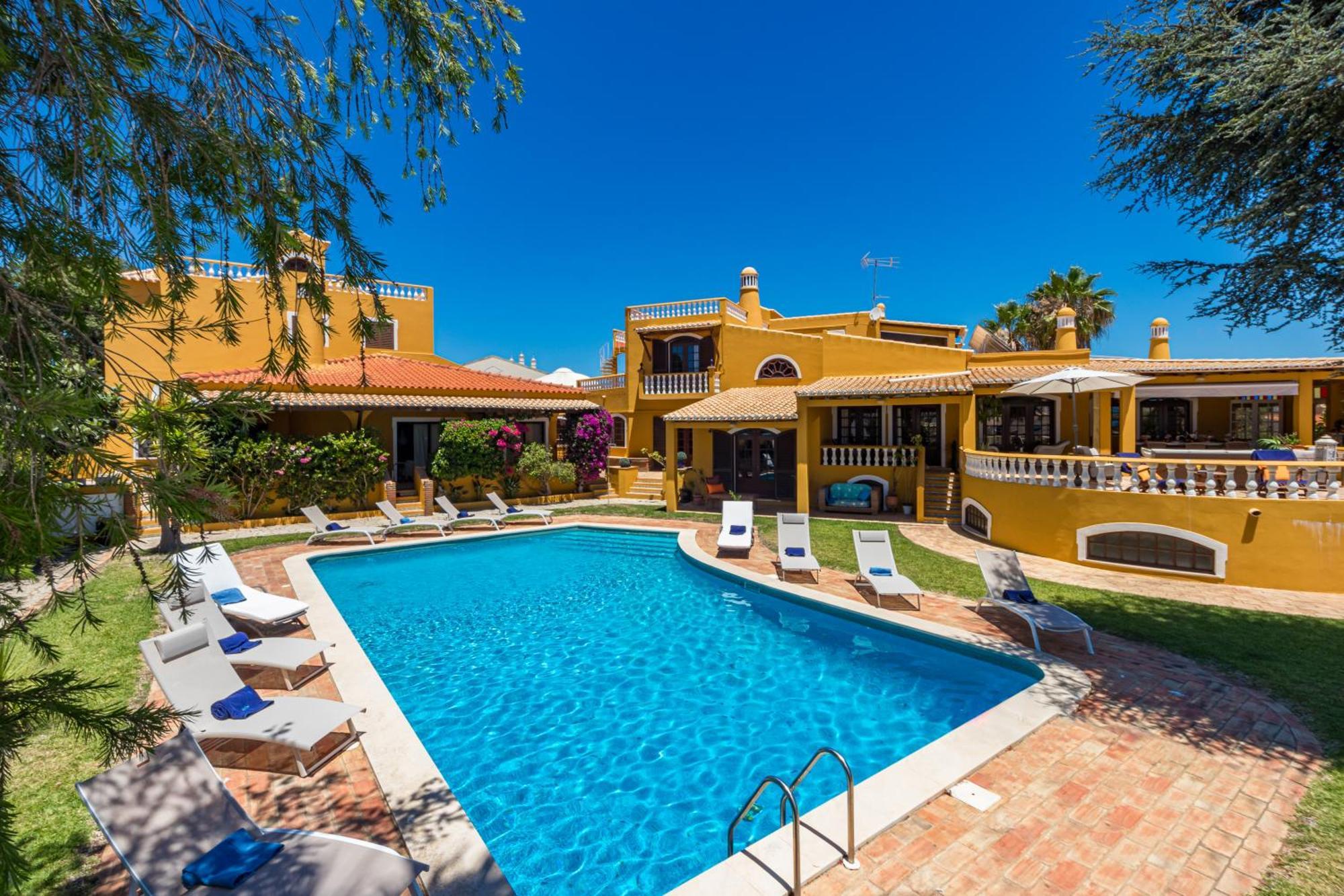 Villa Sobreiro *
