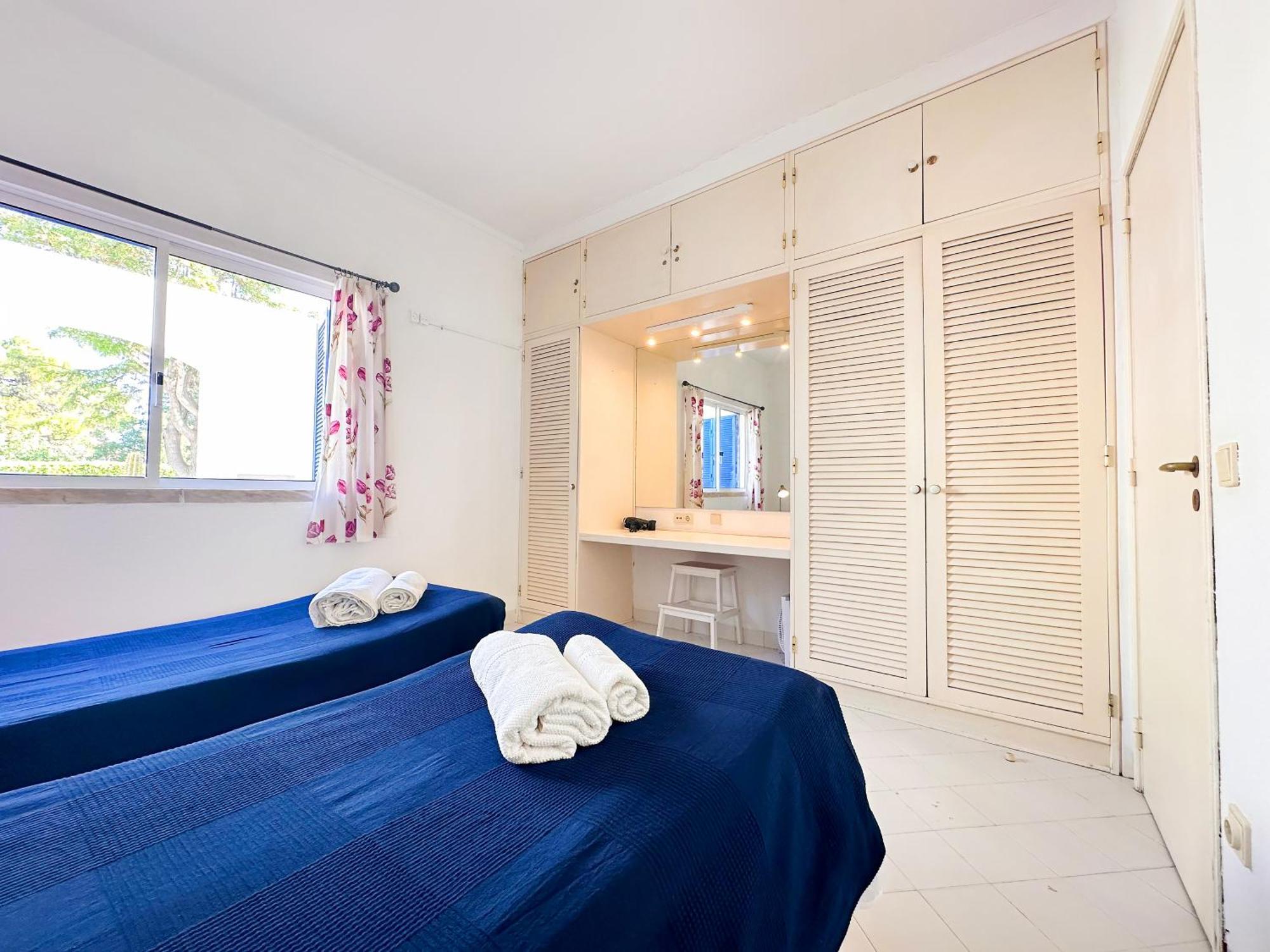 Apartment Ocean Breeze Windmill By Becherish