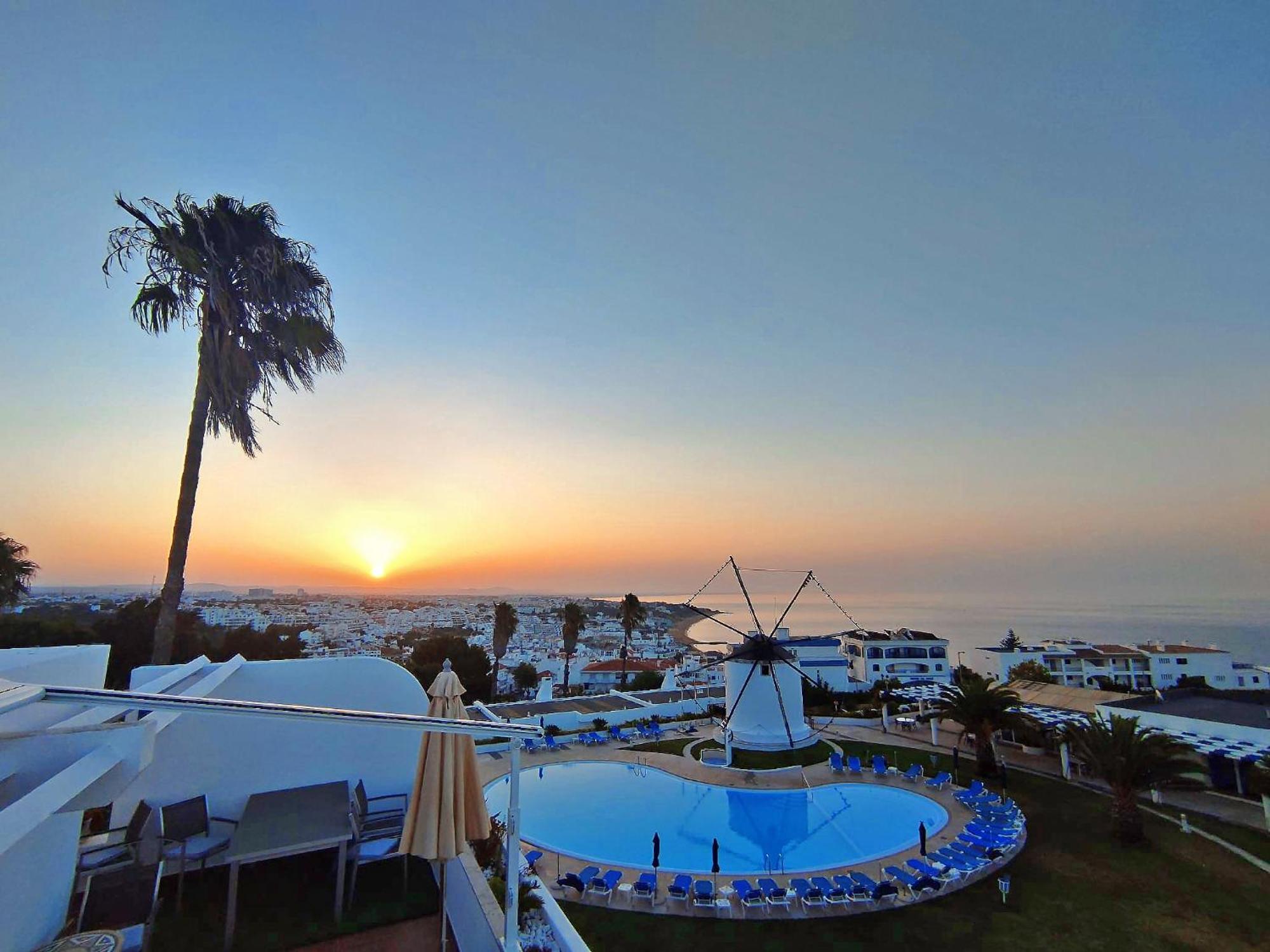 Ocean Breeze Windmill By Becherish Apartment Albufeira