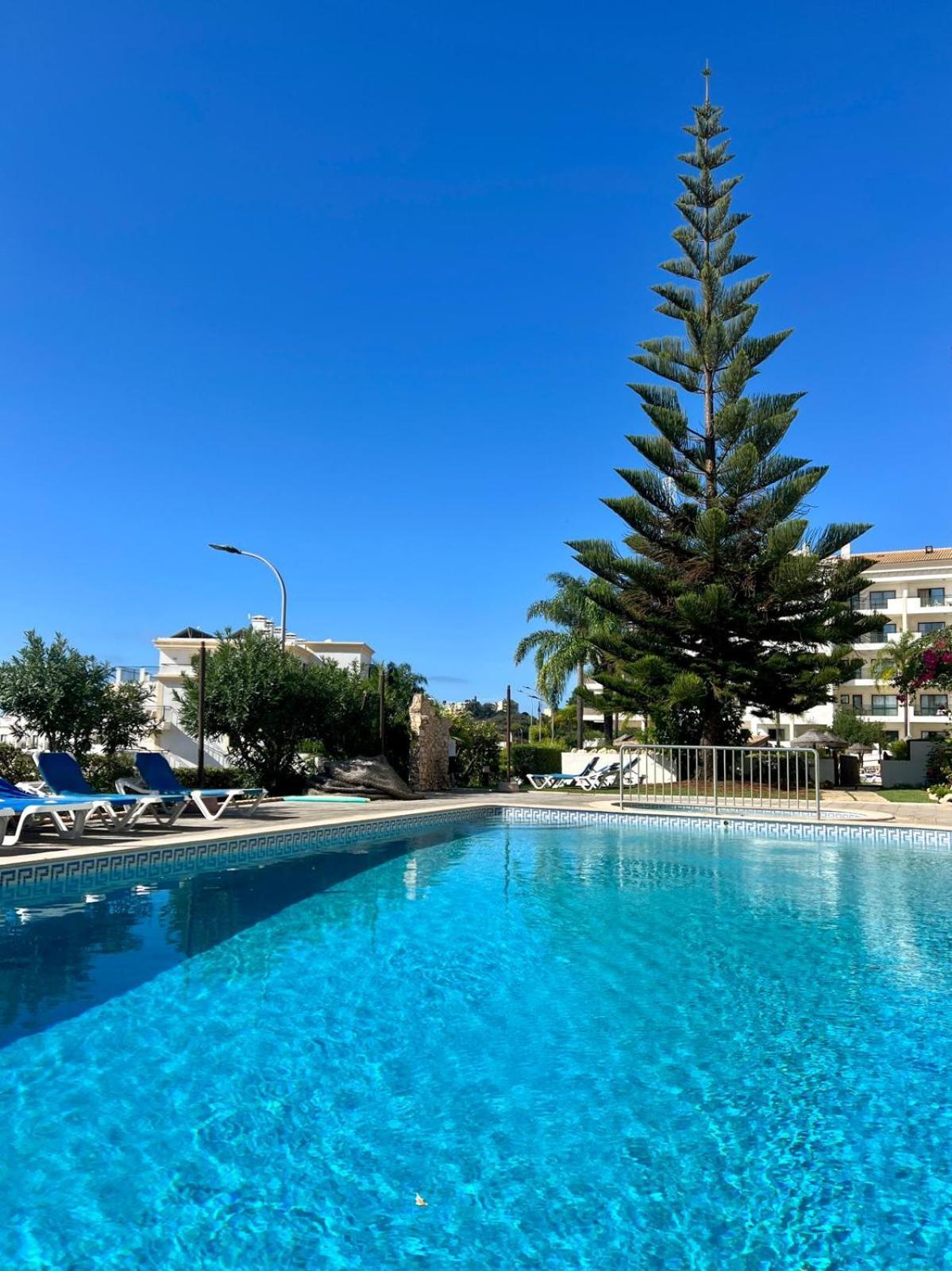 Albufeira-sea View/pool Casa Sara Linnea 1bedroom Apartment *
