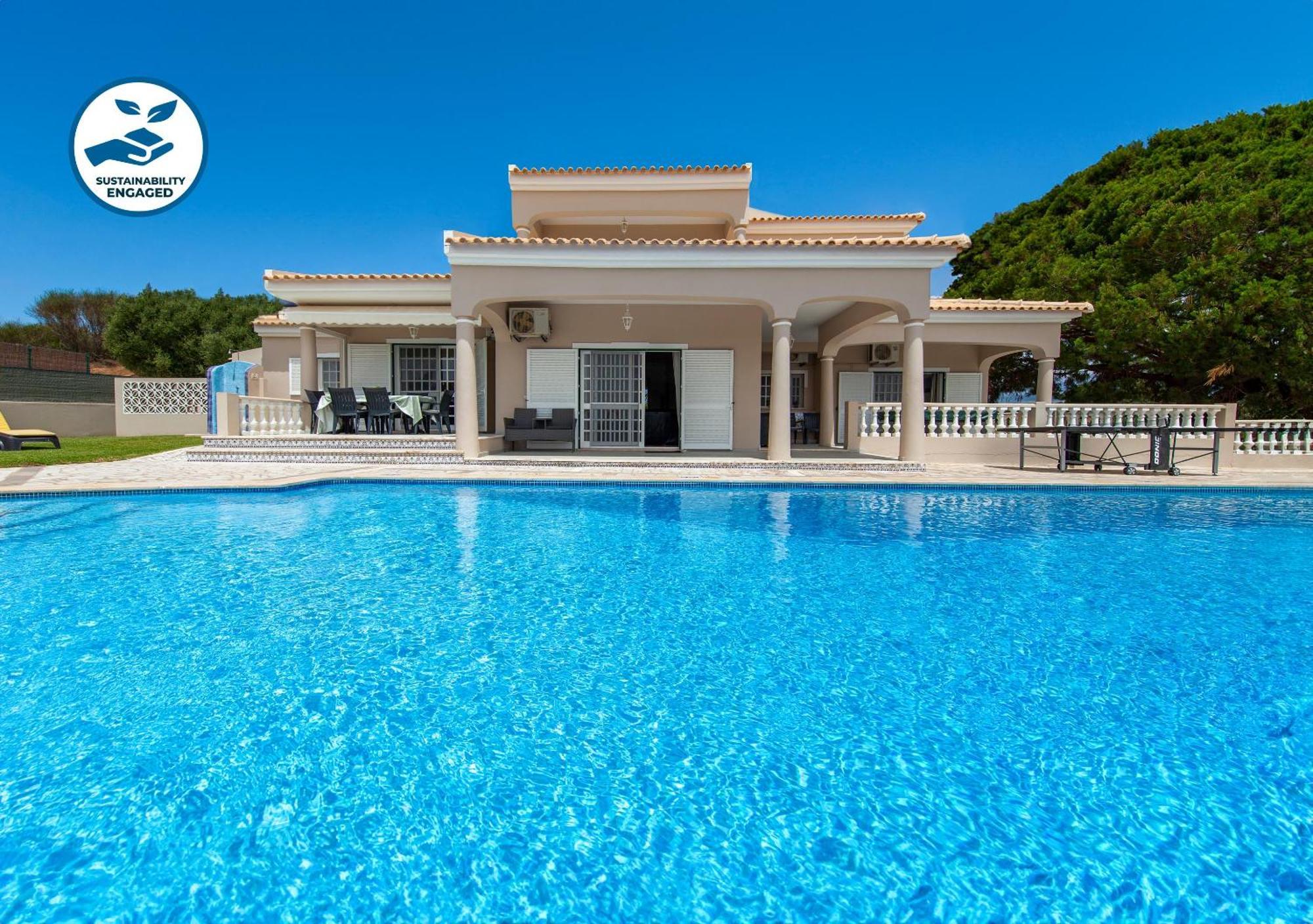 Villa Paloma By Algarve Vacation Albufeira