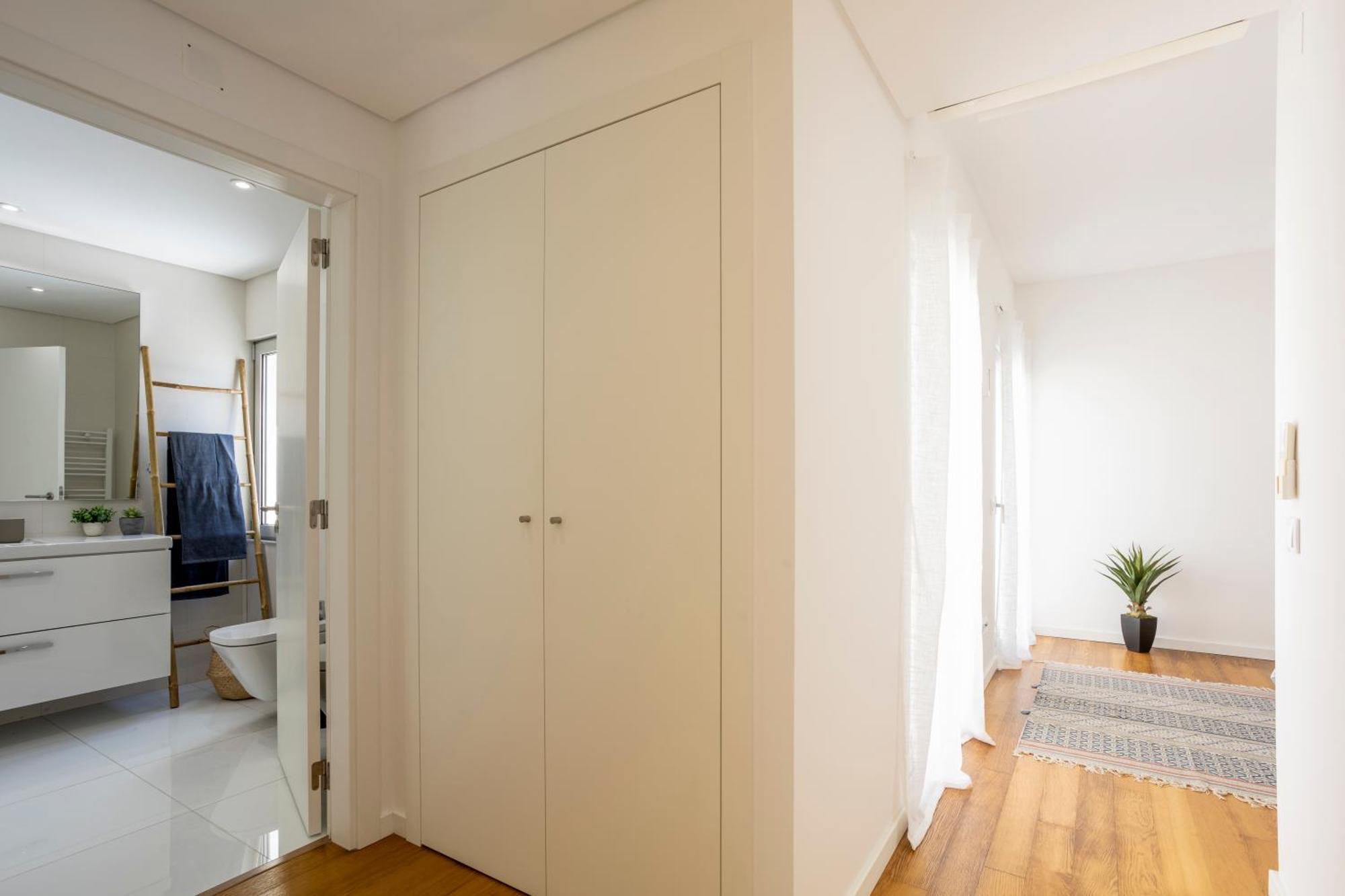 Stylish 3-bedroom Haven With A Private Pool Casa de férias Albufeira