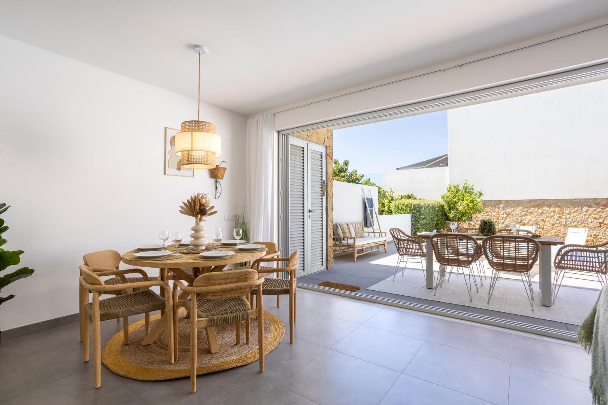 Casa de férias Stylish 3-bedroom Haven With A Private Pool Albufeira