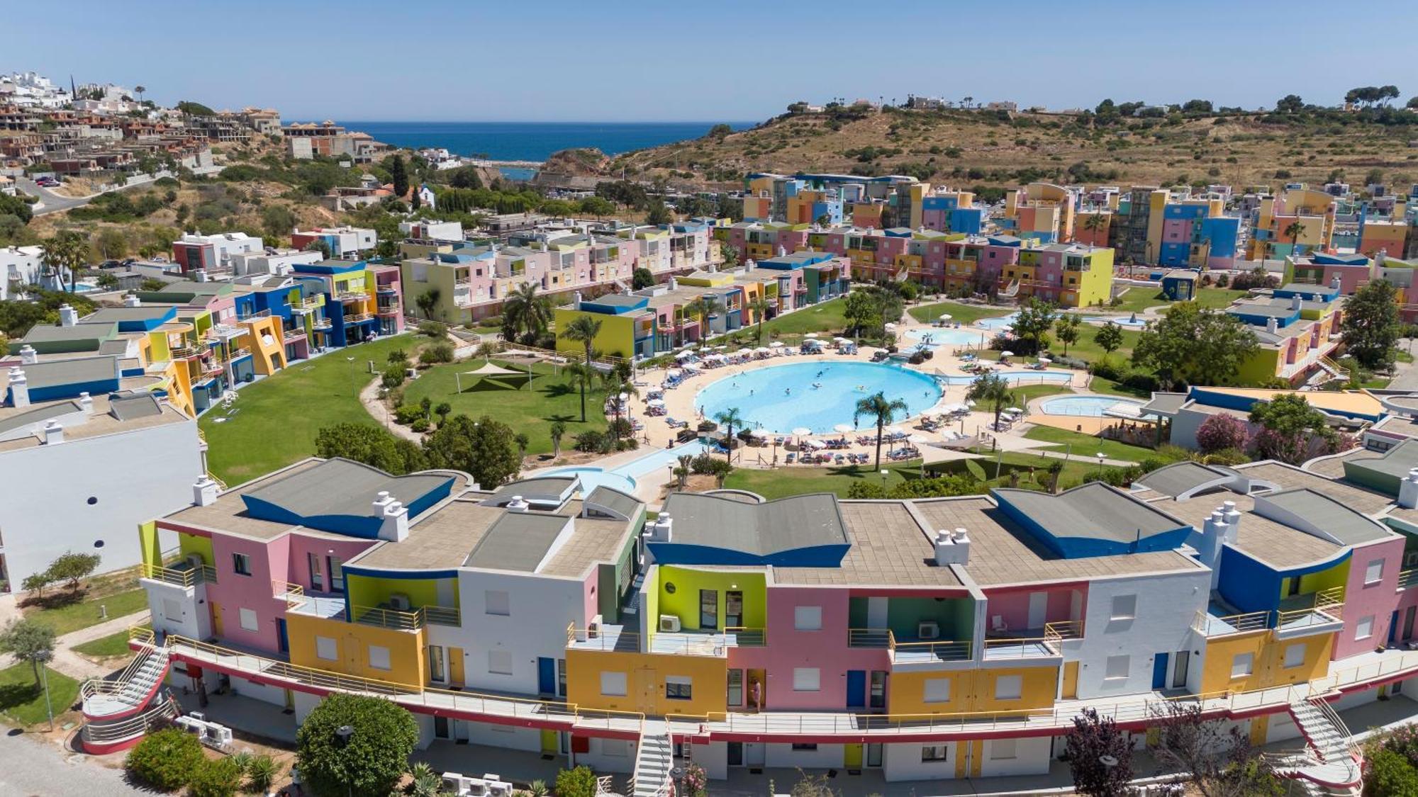 Romantic With Private Hot Tub & Parking - Big Pool - Marina Access Villa Albufeira