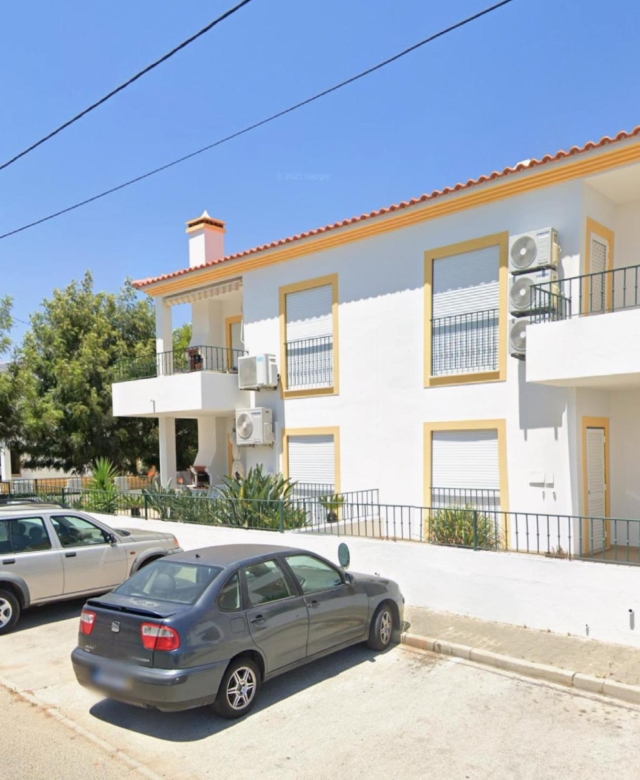 Estrada De, Urbanizacao,edificio Laranjal,apartment 18,vale Carro, 8200-596 * Albufeira