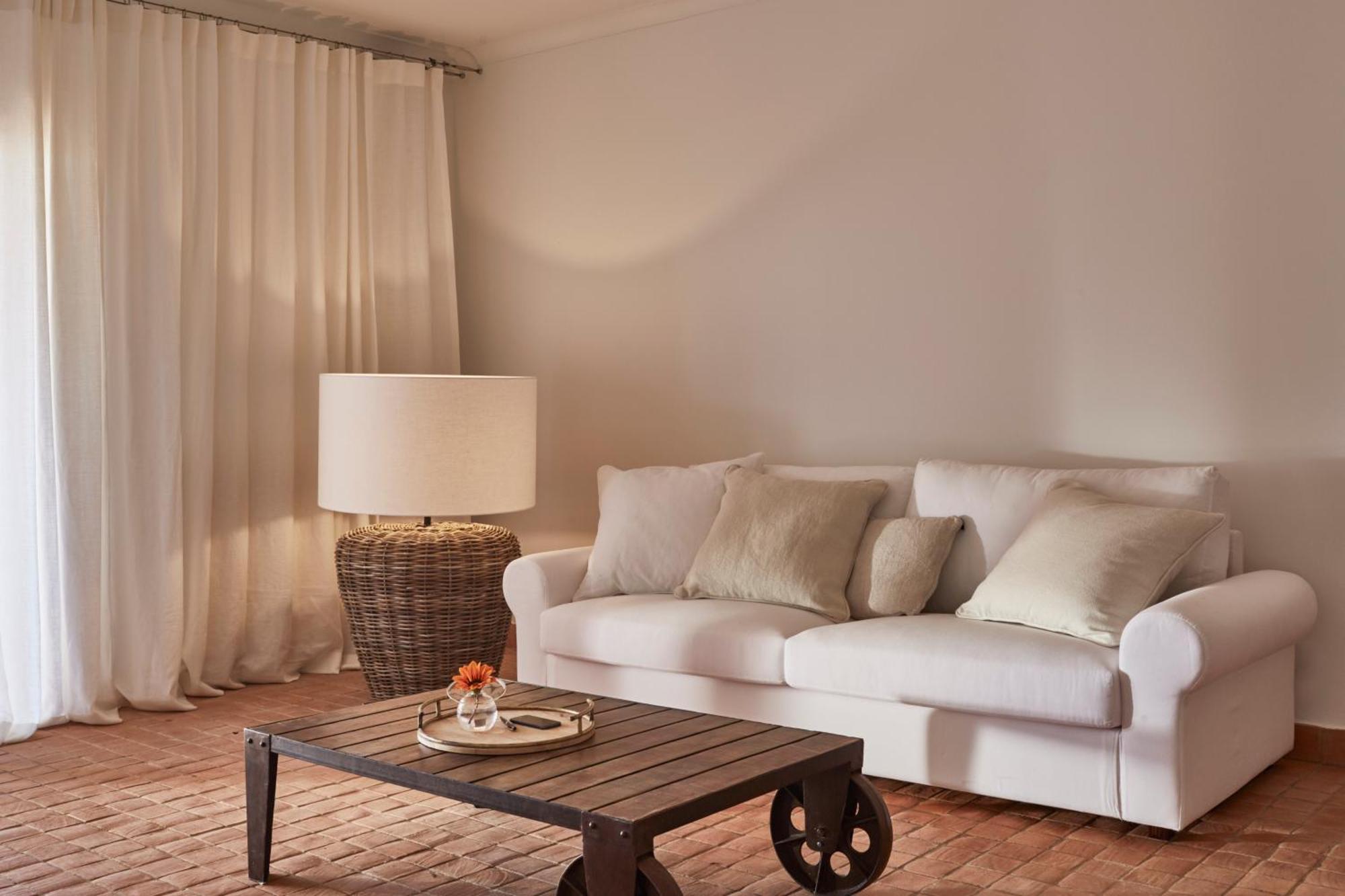 Vila Joya Resort