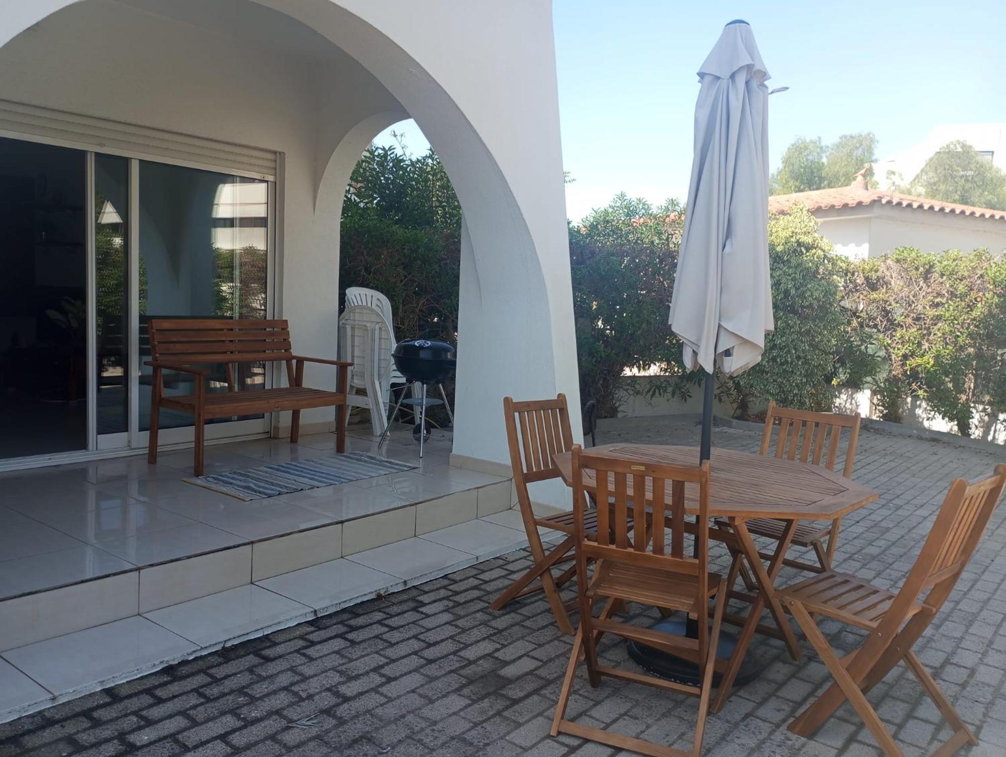 Apartment Espacoso Com Excelente Espaco Exterior