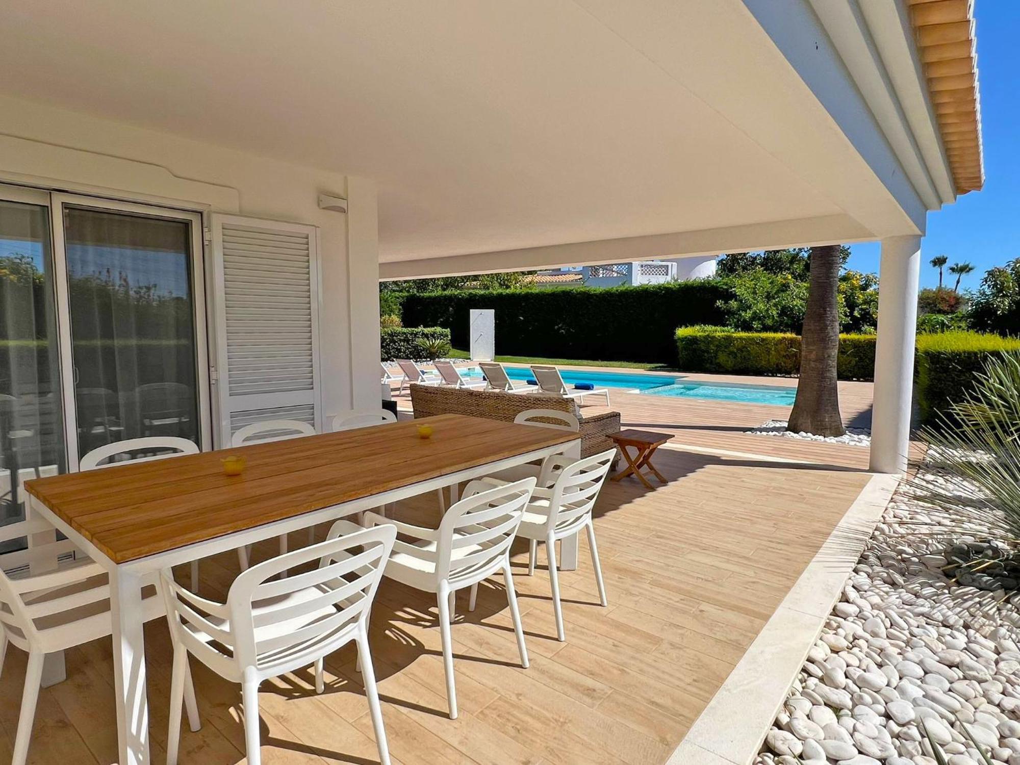 Villa Stunning 4-bedroom With Pool - Perfect For Families Albufeira