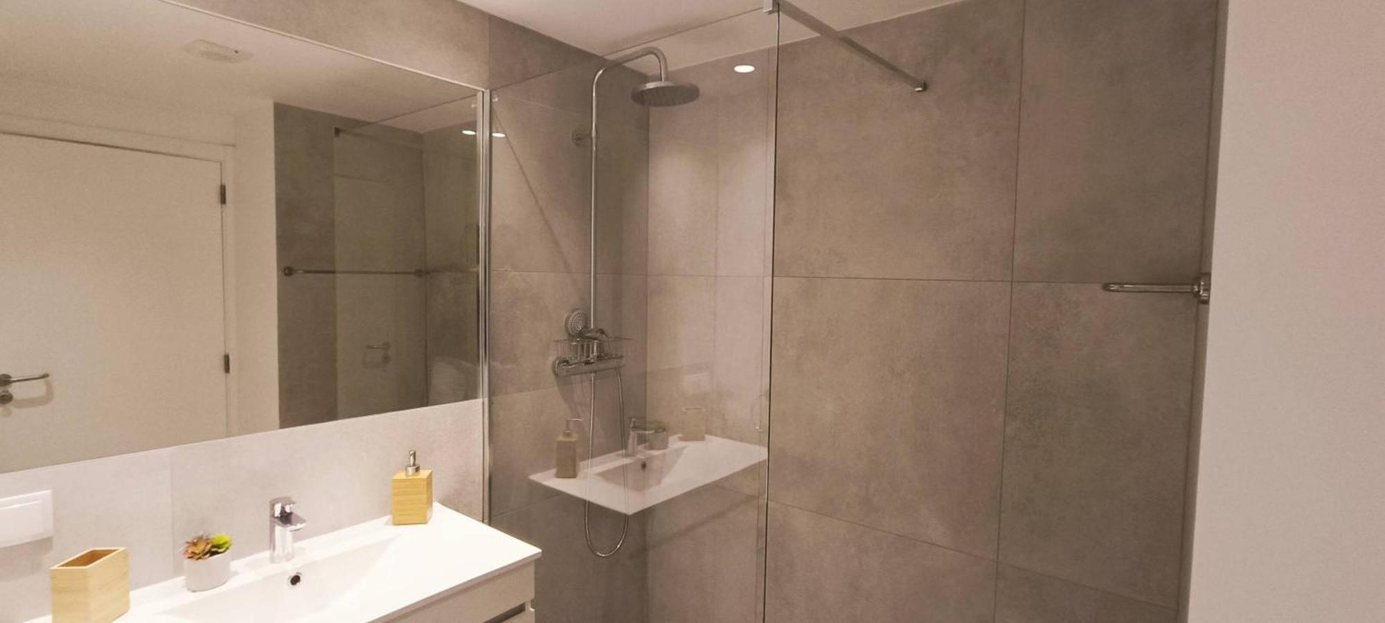 Apartment 209 Modern In Close To Everything