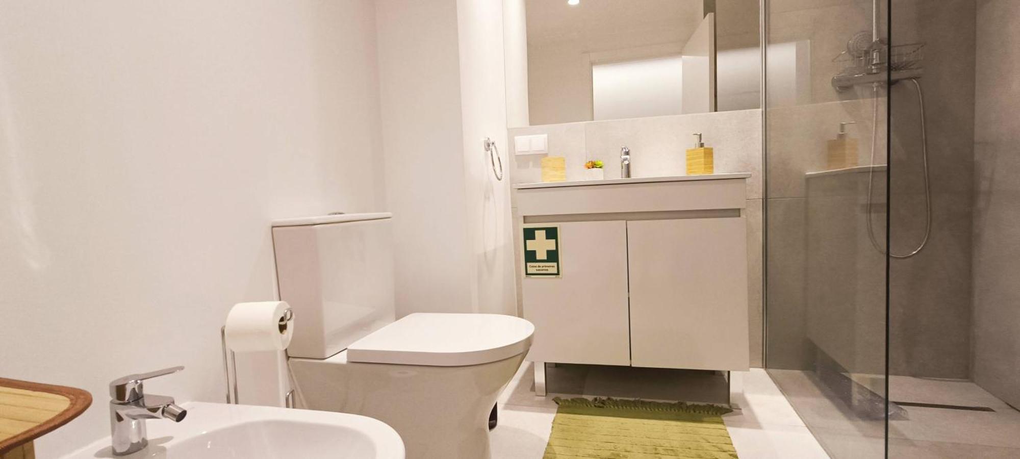209 Modern In Close To Everything Apartment