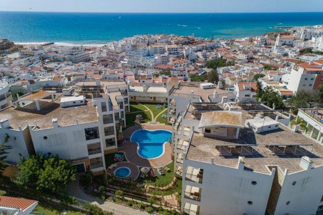 Colina Do Atlantico 203