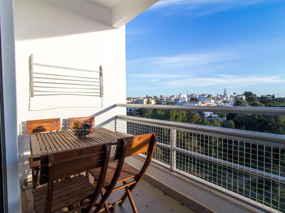 - Pool And Sea View & Center Apartamento Albufeira