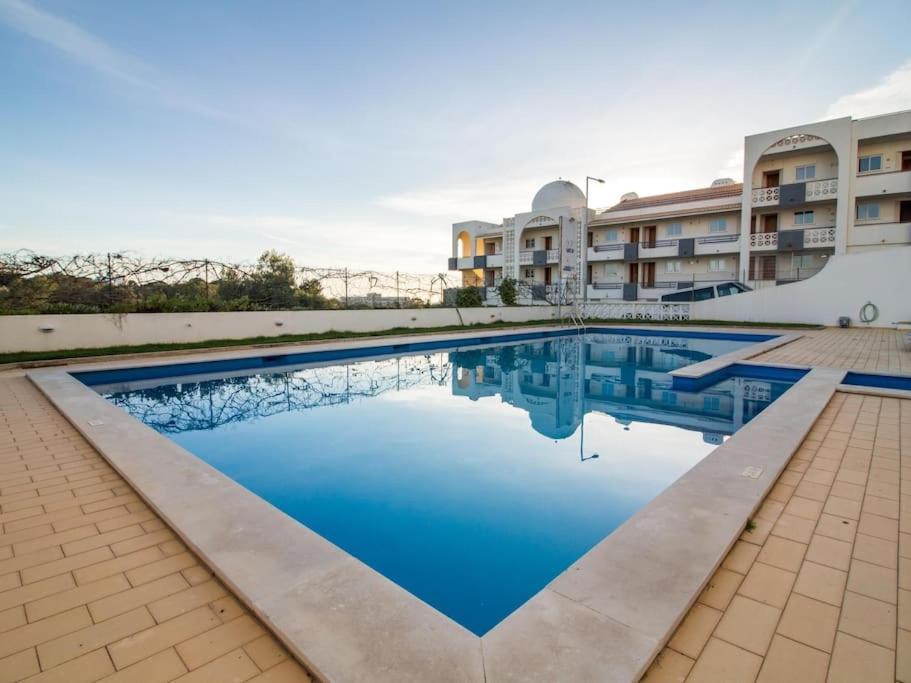 - Pool And Sea View & Center *