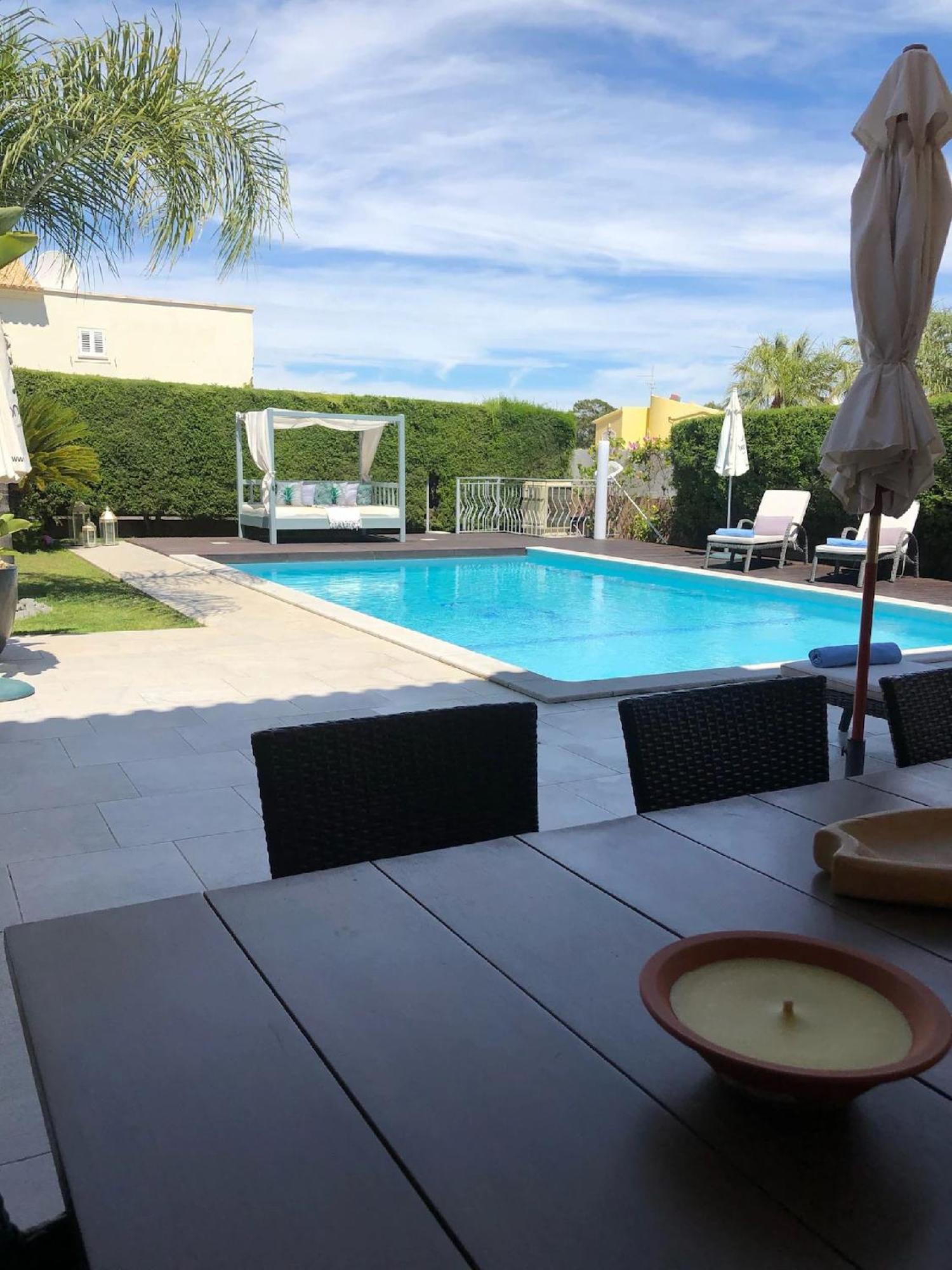 A Charming Property Only A 2 Minute Walk To Beach Apartment Albufeira