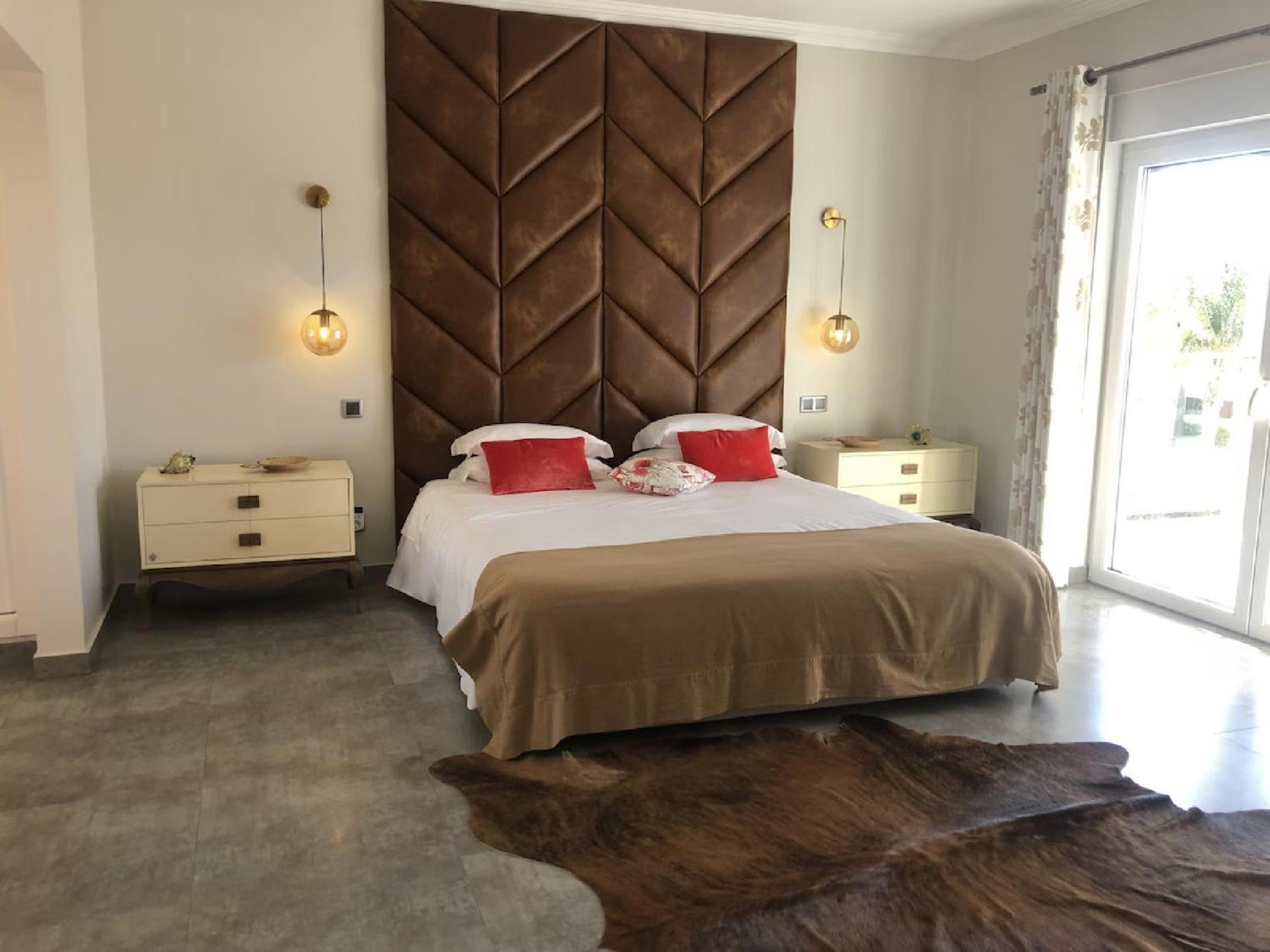 A Charming Property Only A 2 Minute Walk To Beach