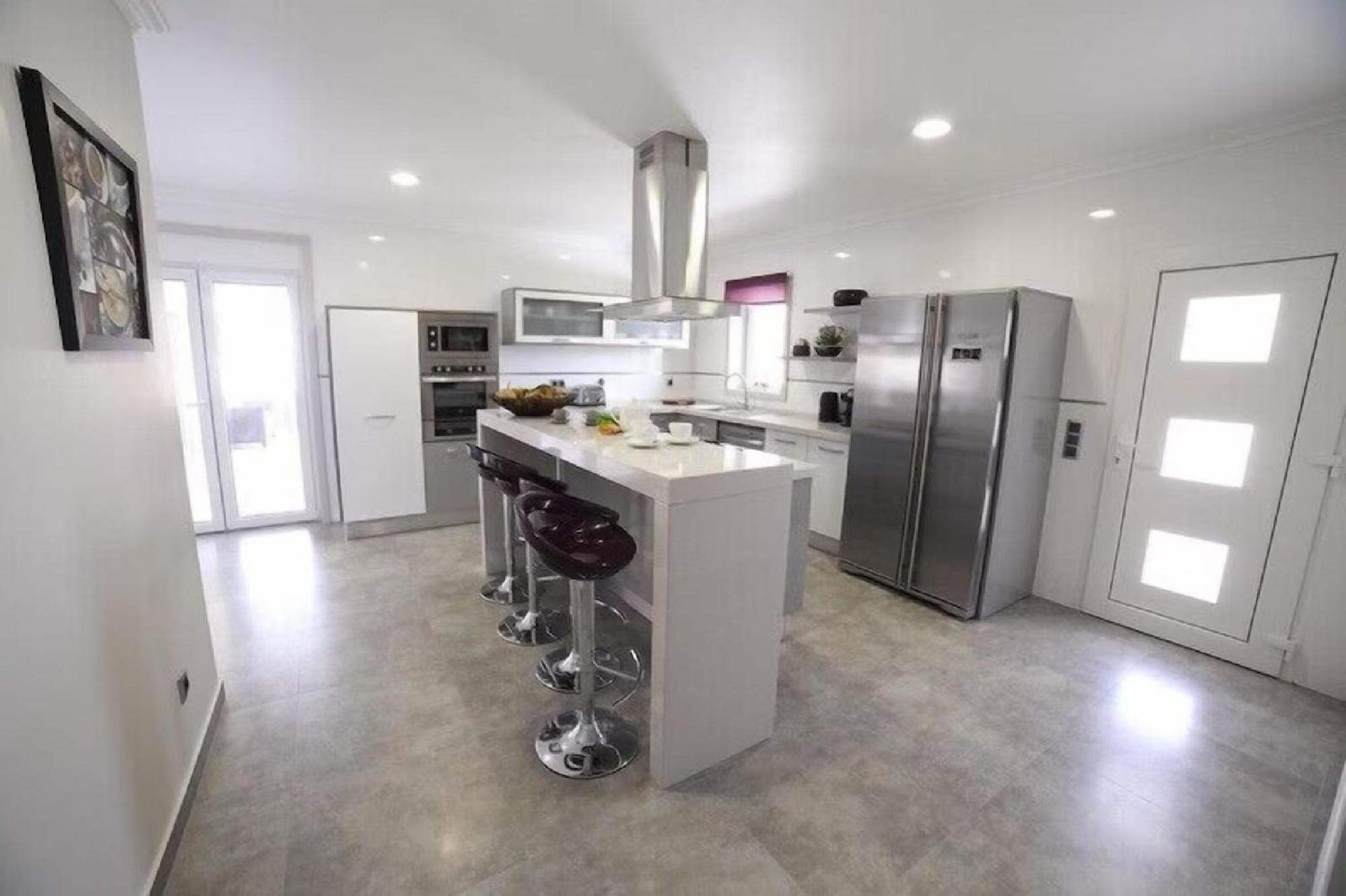 A Charming Property Only A 2 Minute Walk To Beach
